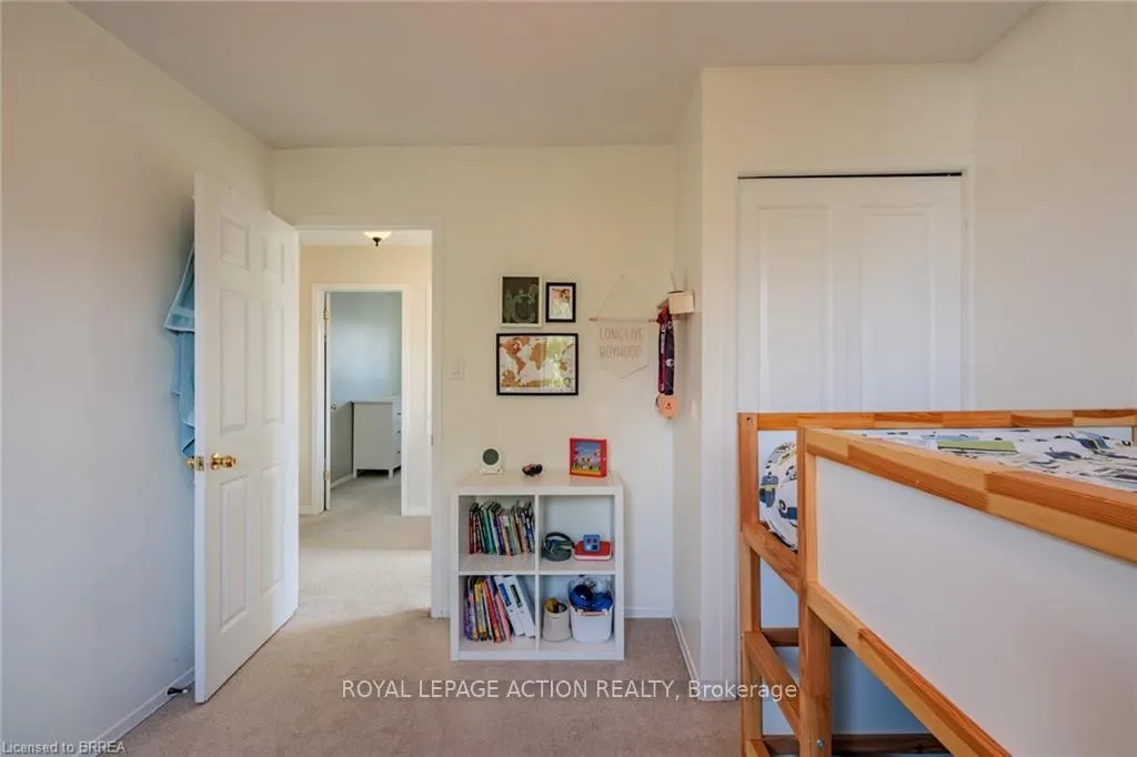 Photo 23 of 24 Hallmark Street, Brantford — HOMEH