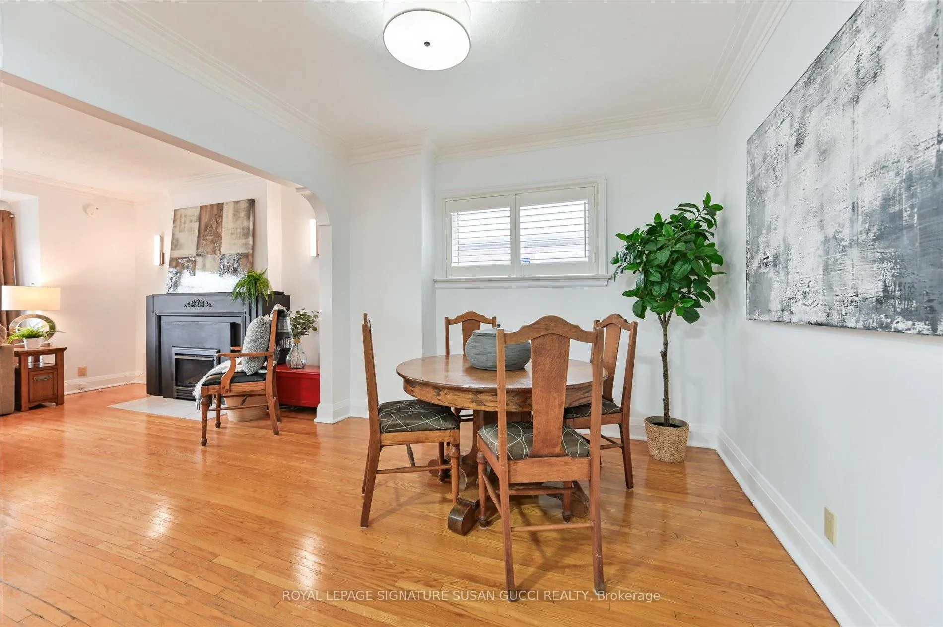 Photo 8 of 218 Glenwood Crescent, Toronto, O'Connor-Parkview — HOMEH