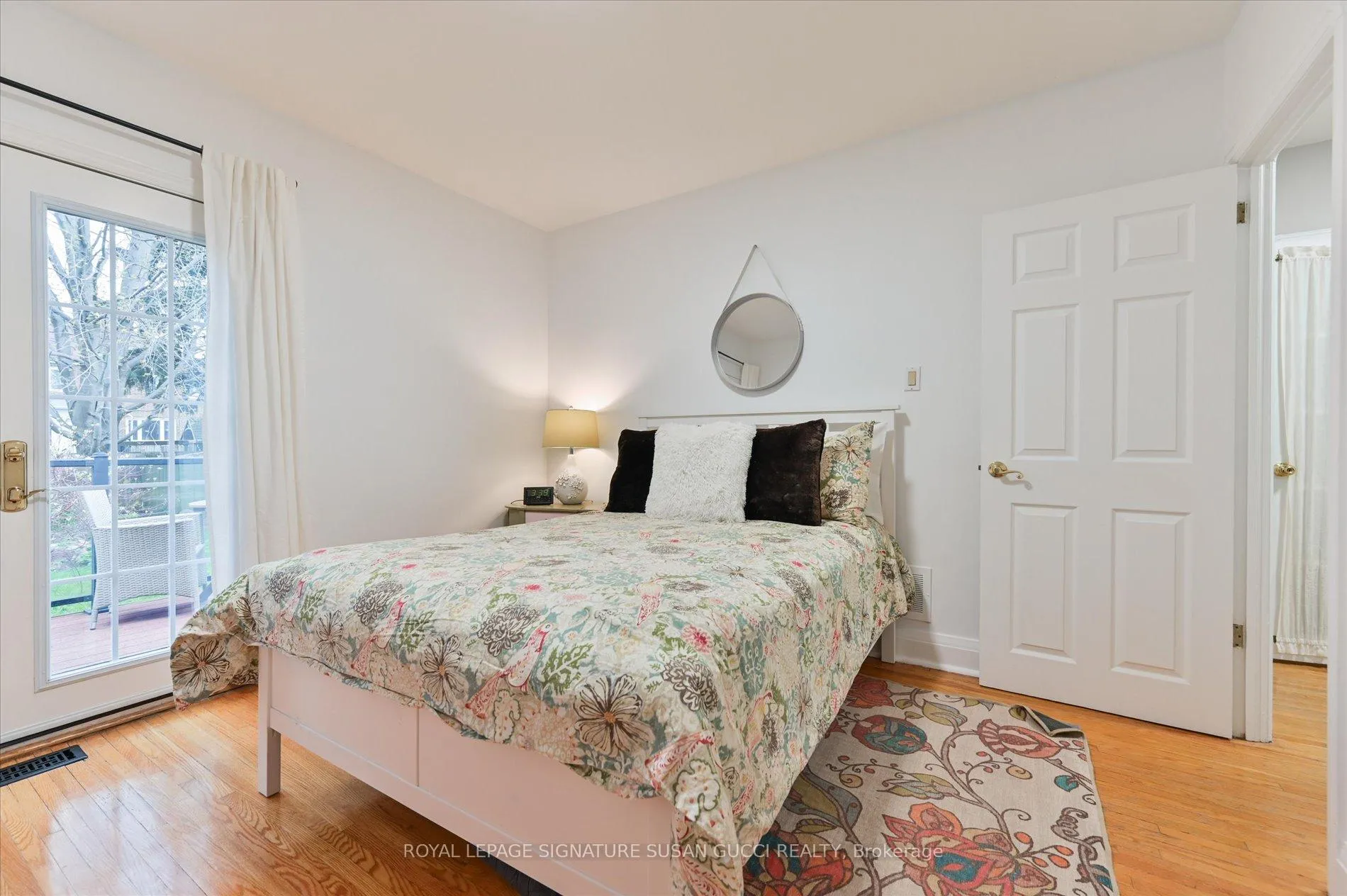 Photo 13 of 218 Glenwood Crescent, Toronto, O'Connor-Parkview — HOMEH