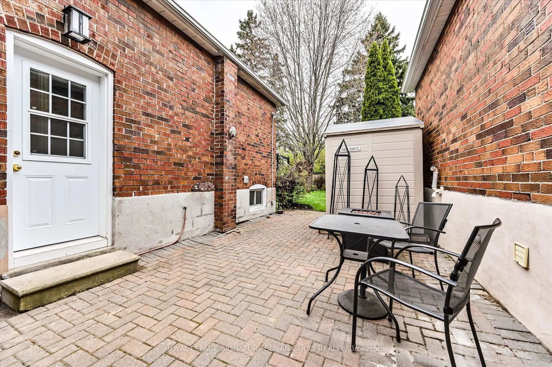 Photo 23 of 218 Glenwood Crescent, Toronto, O'Connor-Parkview — HOMEH