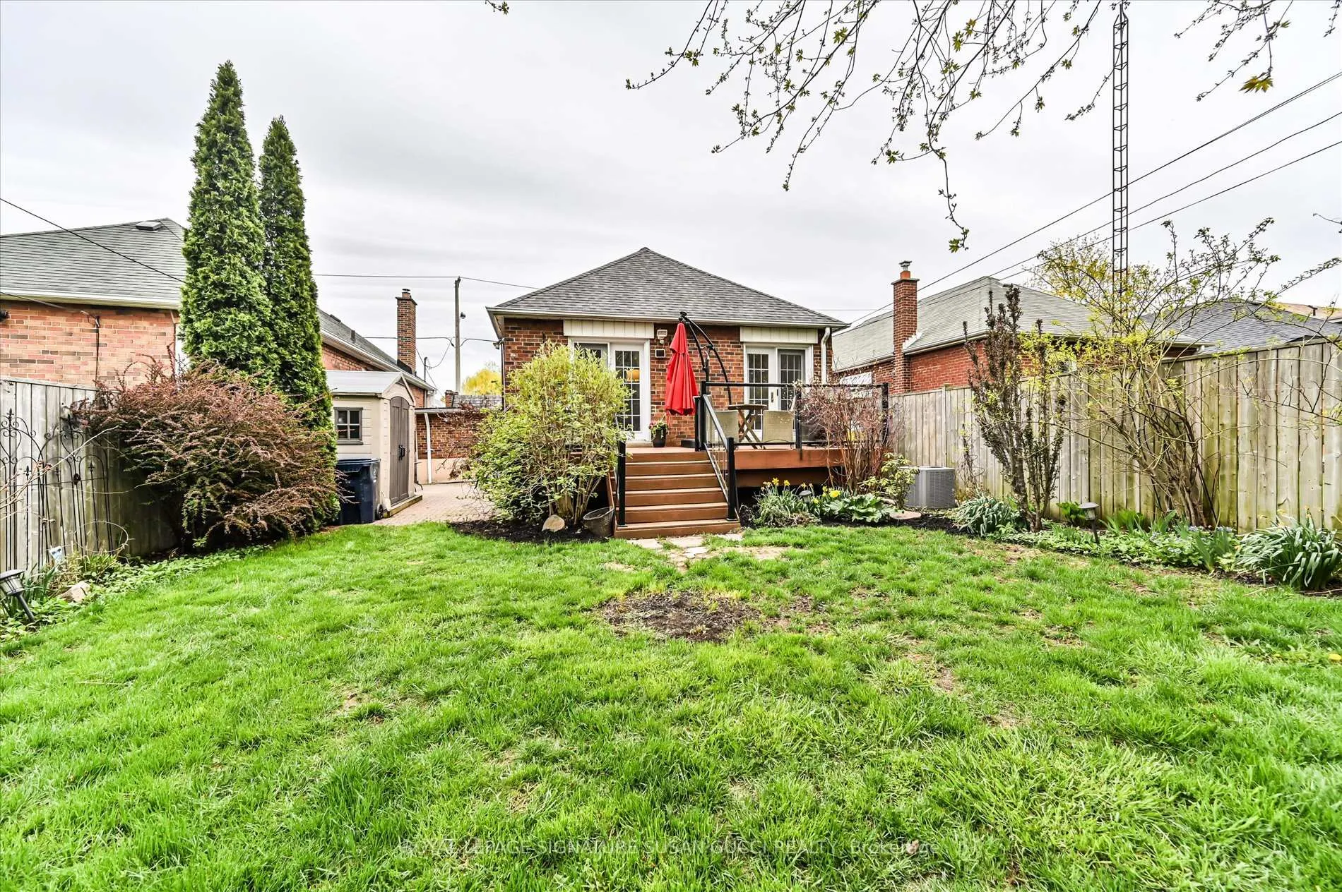 Photo 26 of 218 Glenwood Crescent, Toronto, O'Connor-Parkview — HOMEH