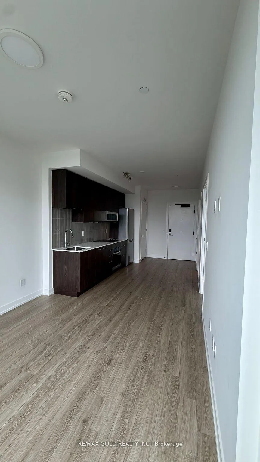 Photo 2 of Unit 615, 2501 Saw Whet Boulevard, Oakville, Glen Abbey — HOMEH