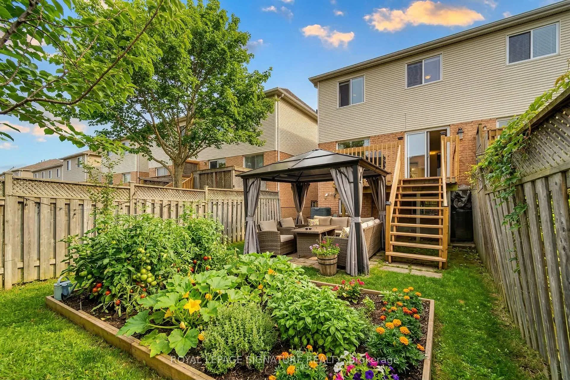 Photo 35 of 37 Wrendale Crescent, Georgina, Keswick South — HOMEH
