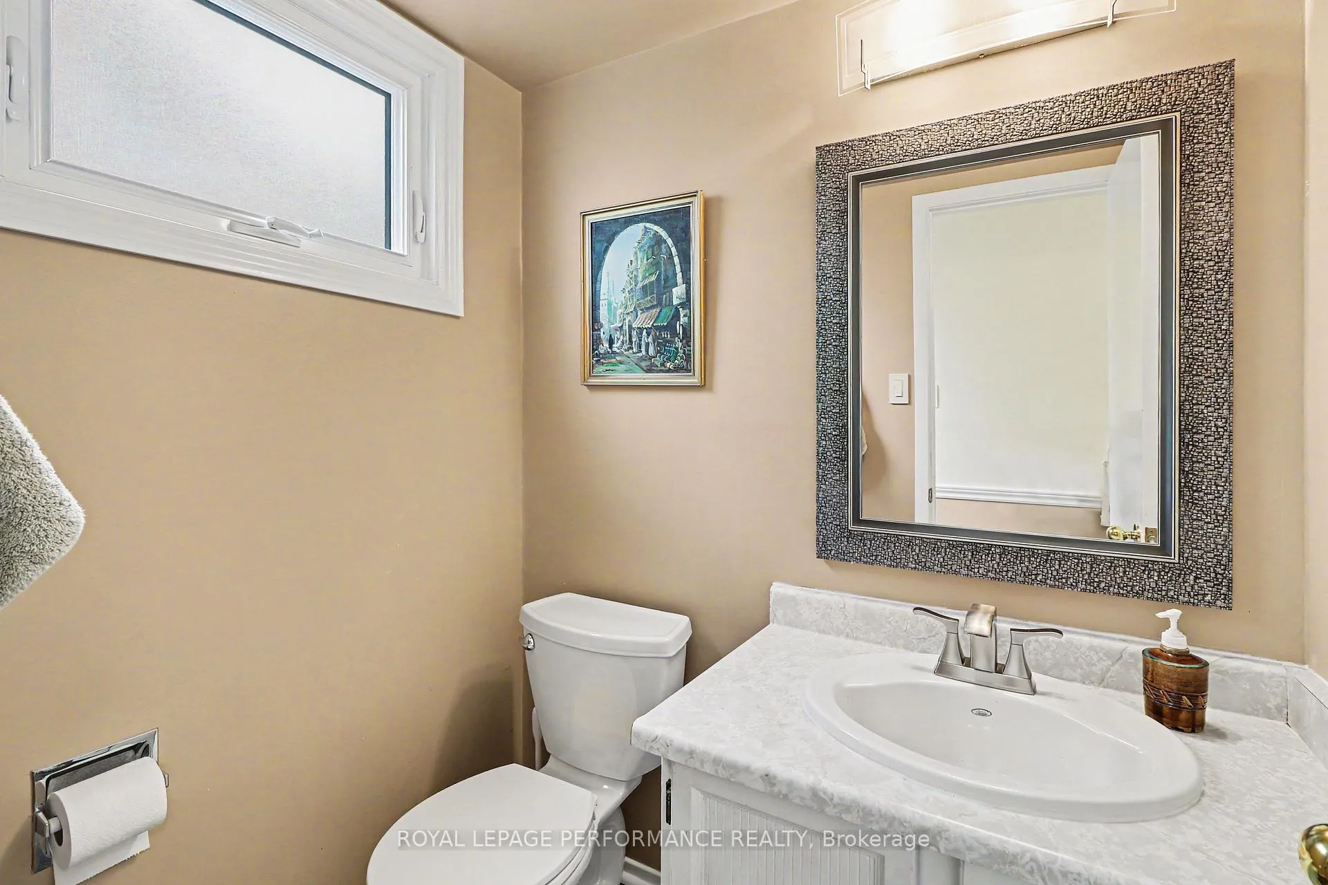 Photo 17 of 1150 Sauterne Park, Ottawa, Convent Glen — HOMEH