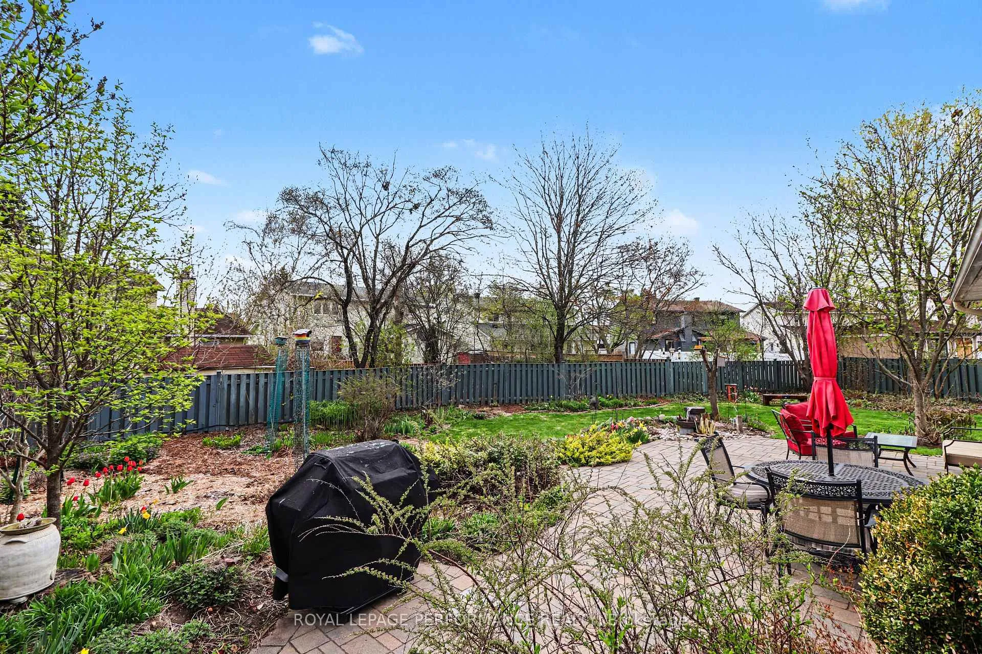 Photo 31 of 1150 Sauterne Park, Ottawa, Convent Glen — HOMEH