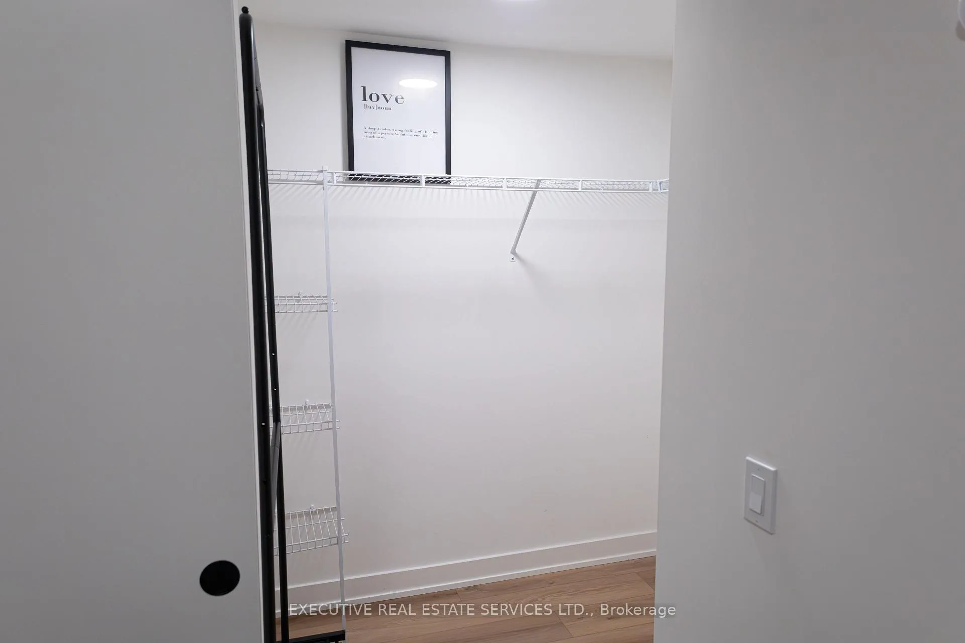 Photo 7 of Unit #201, 5 Lakeview Avenue, Toronto, Trinity-Bellwoods — HOMEH