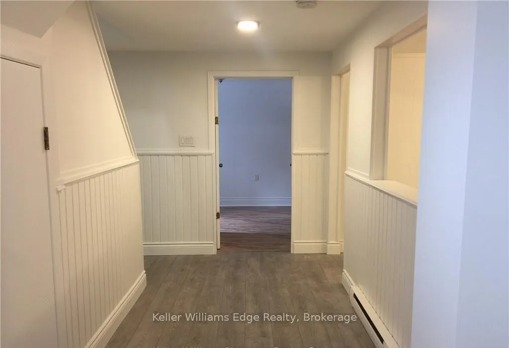Photo 5 of 1023 Robarts Road, Oakville, College Park — HOMEH