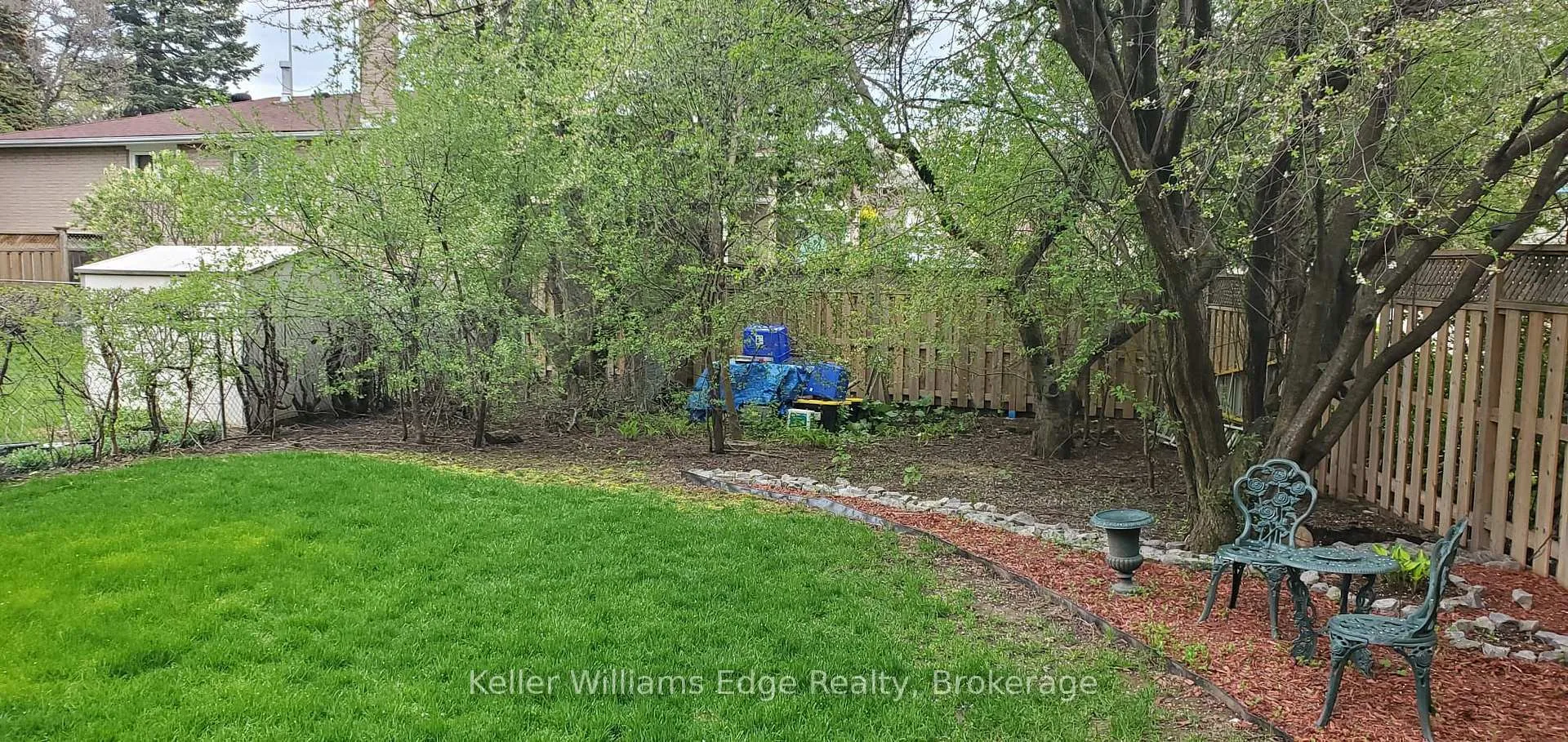 Photo 11 of 1023 Robarts Road, Oakville, College Park — HOMEH