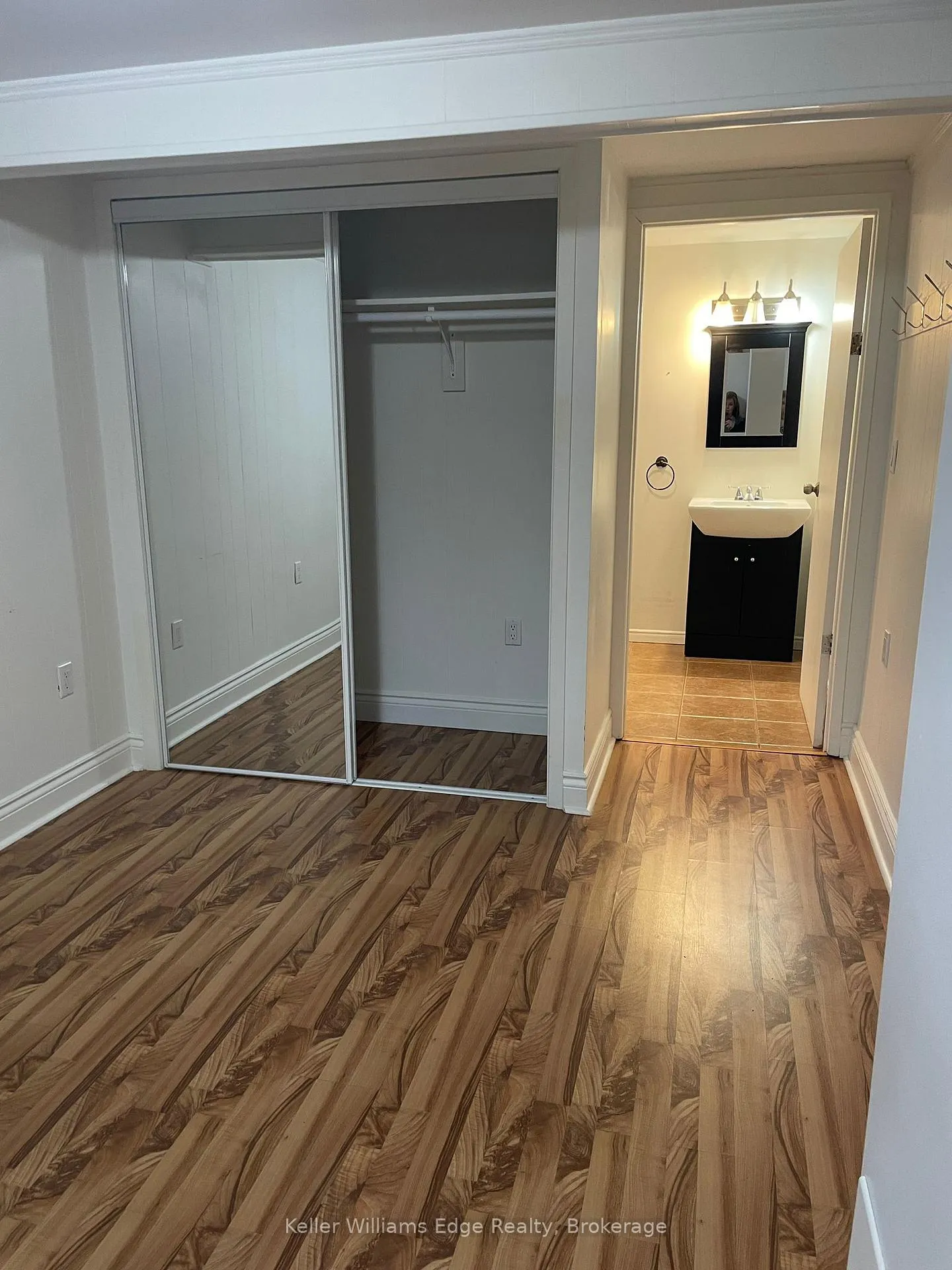 Photo 19 of 1023 Robarts Road, Oakville, College Park — HOMEH