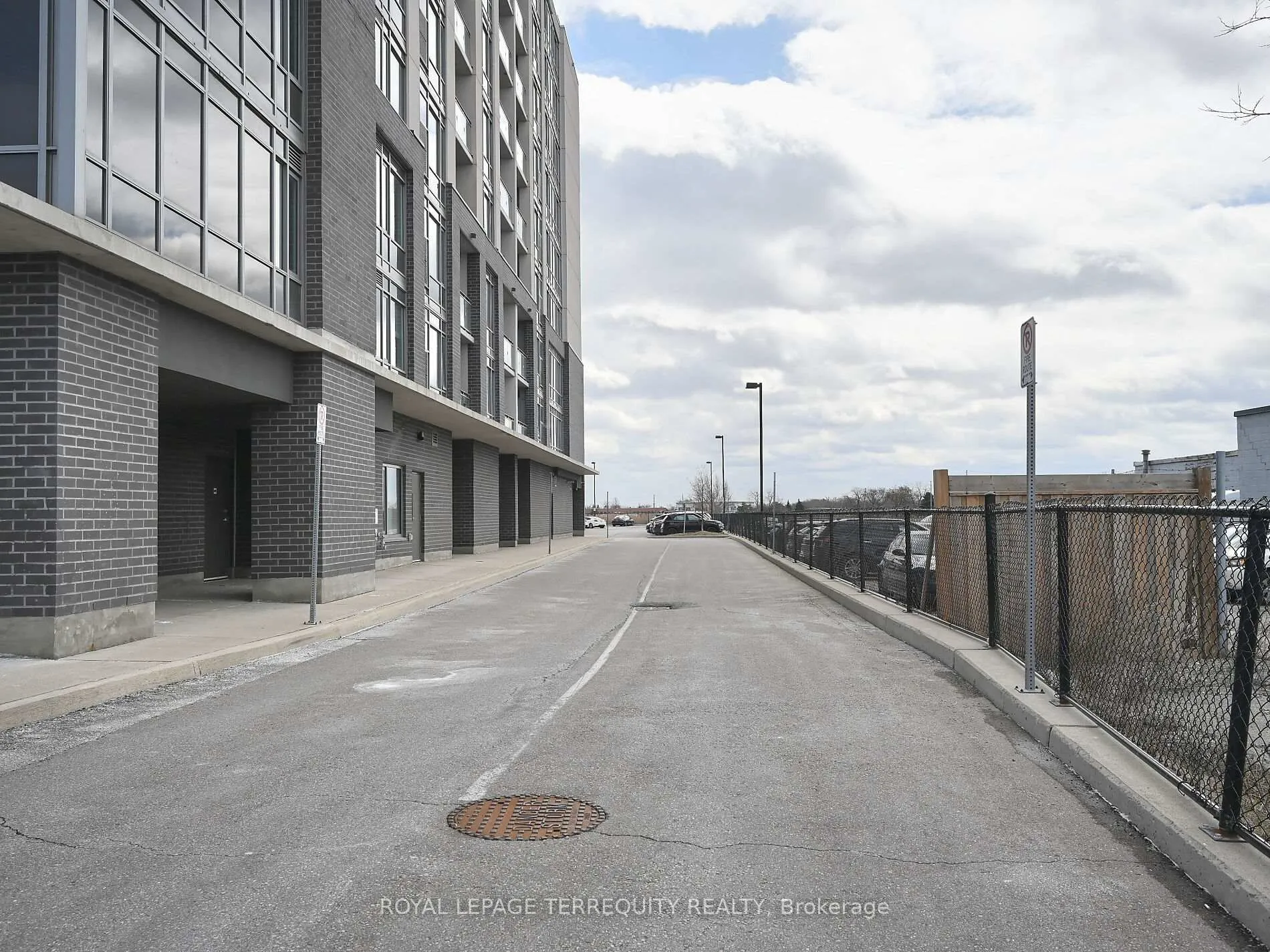 Photo 28 of Unit 512, 716 Main Street E, Milton, Timberlea — HOMEH