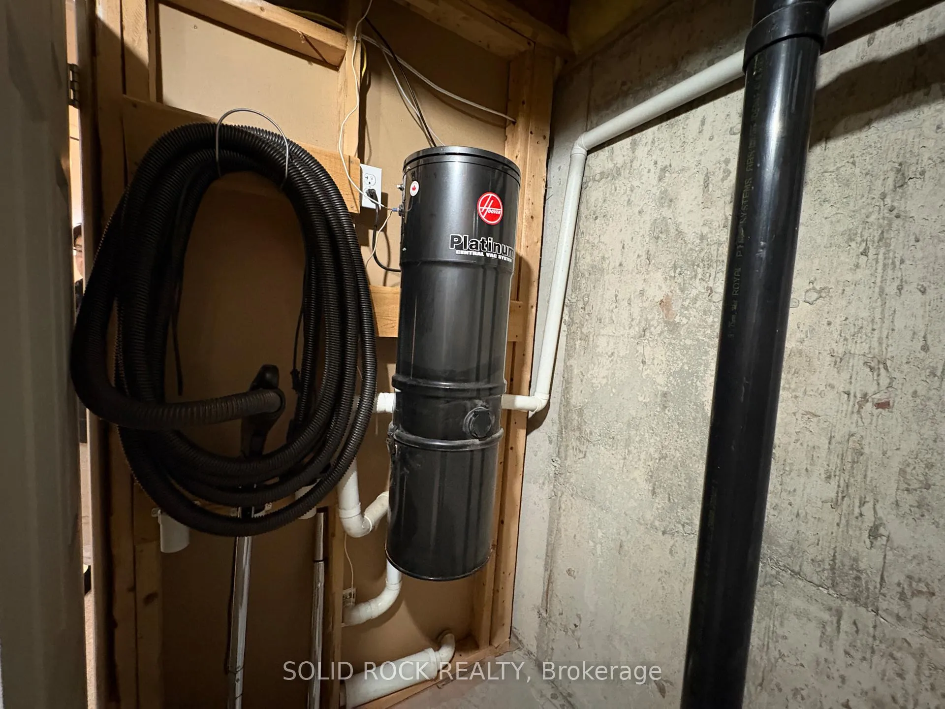 Photo 27 of 202 Portrush Avenue, Ottawa, Barrhaven - Longfields — HOMEH