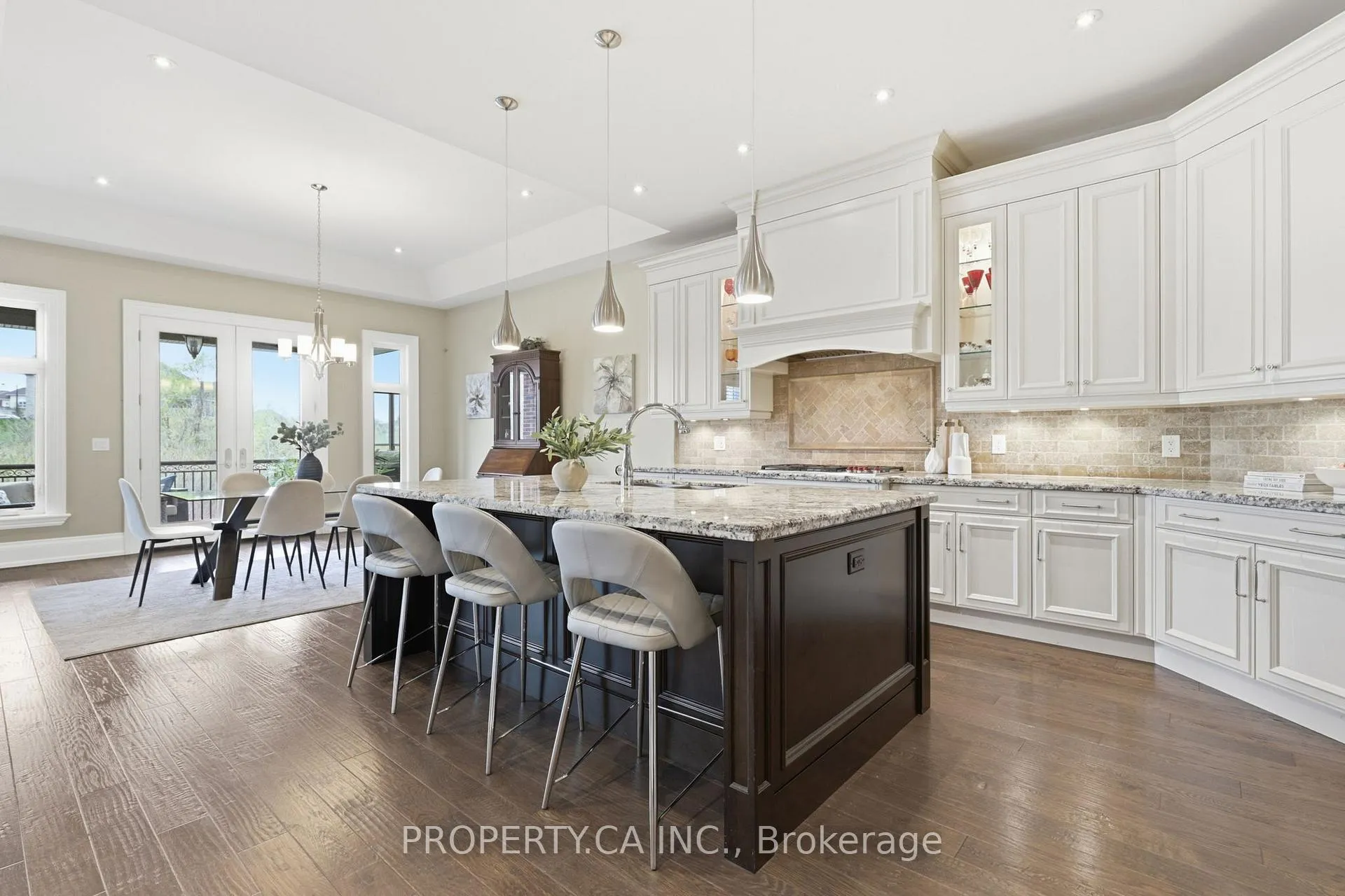 Photo 5 of 44 Hogan Court, King, King City — HOMEH