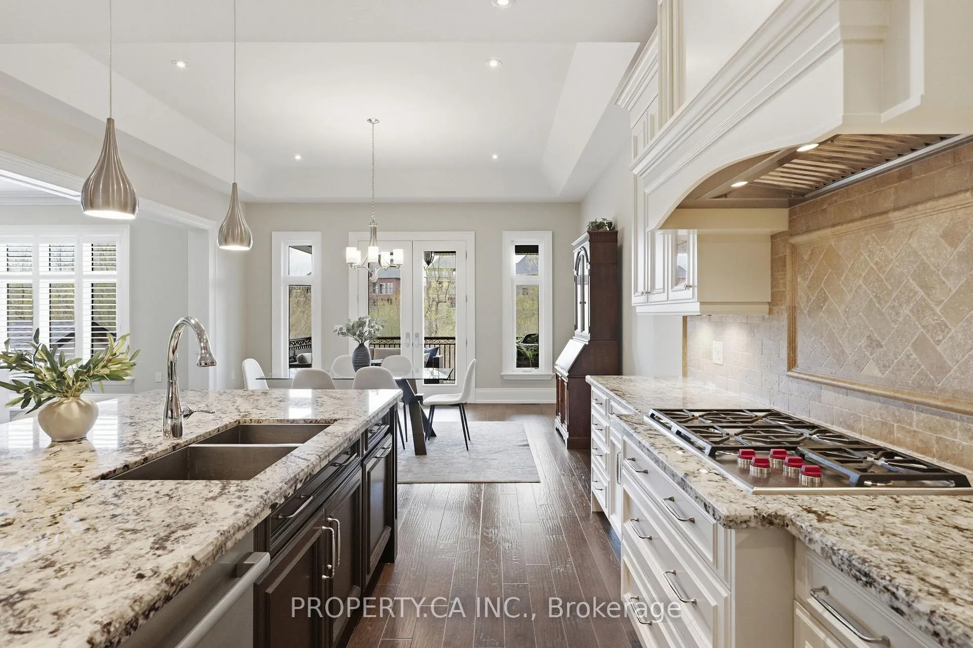 Photo 10 of 44 Hogan Court, King, King City — HOMEH
