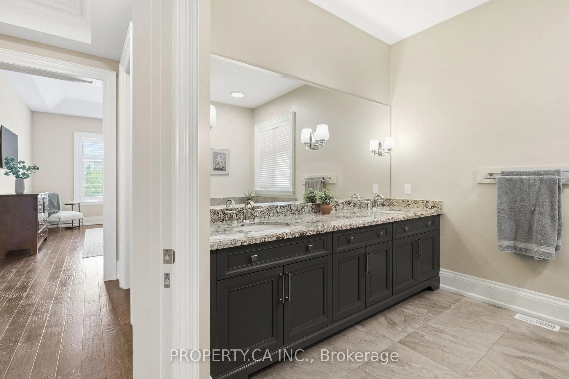 Photo 20 of 44 Hogan Court, King, King City — HOMEH