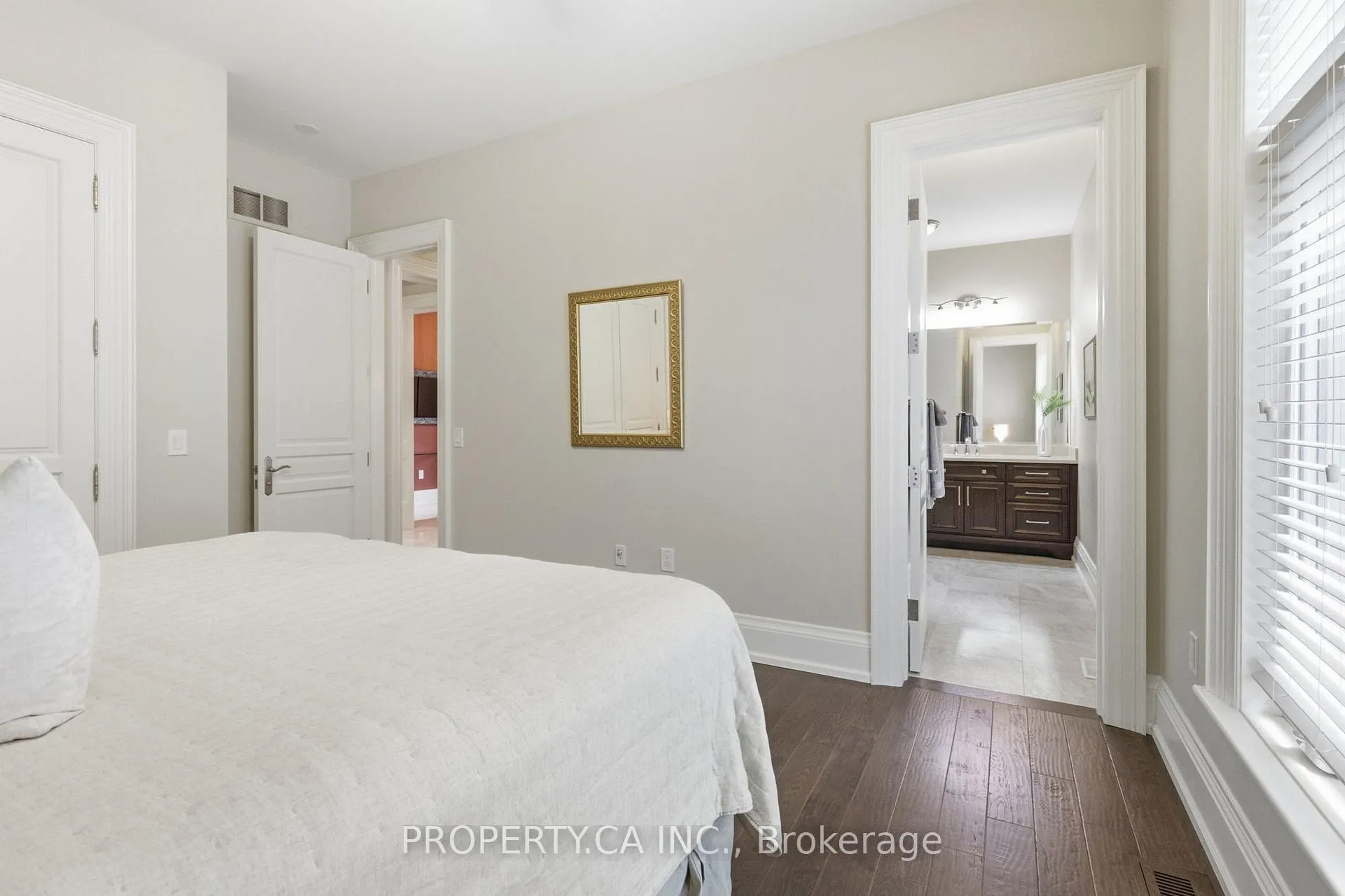Photo 26 of 44 Hogan Court, King, King City — HOMEH