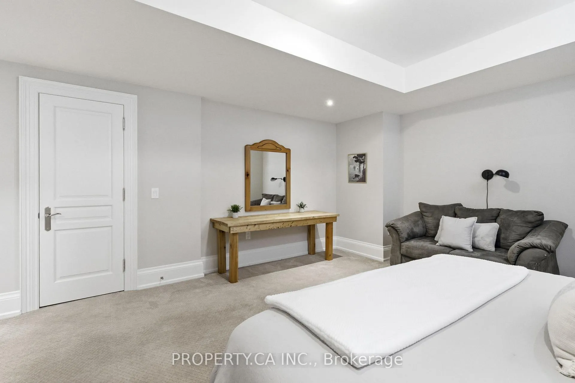 Photo 30 of 44 Hogan Court, King, King City — HOMEH