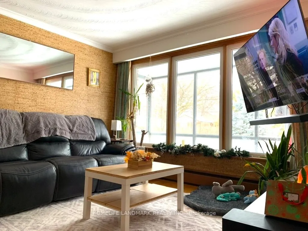 Photo 2 of 860 Francis Road, Burlington, LaSalle — HOMEH