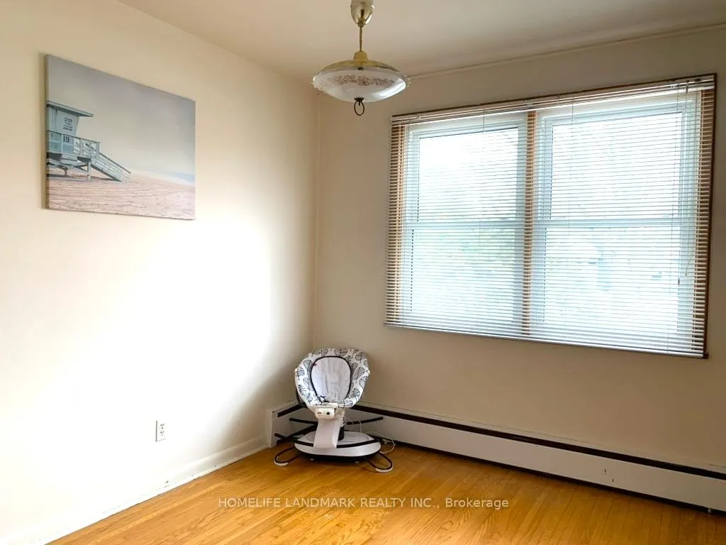 Photo 10 of 860 Francis Road, Burlington, LaSalle — HOMEH