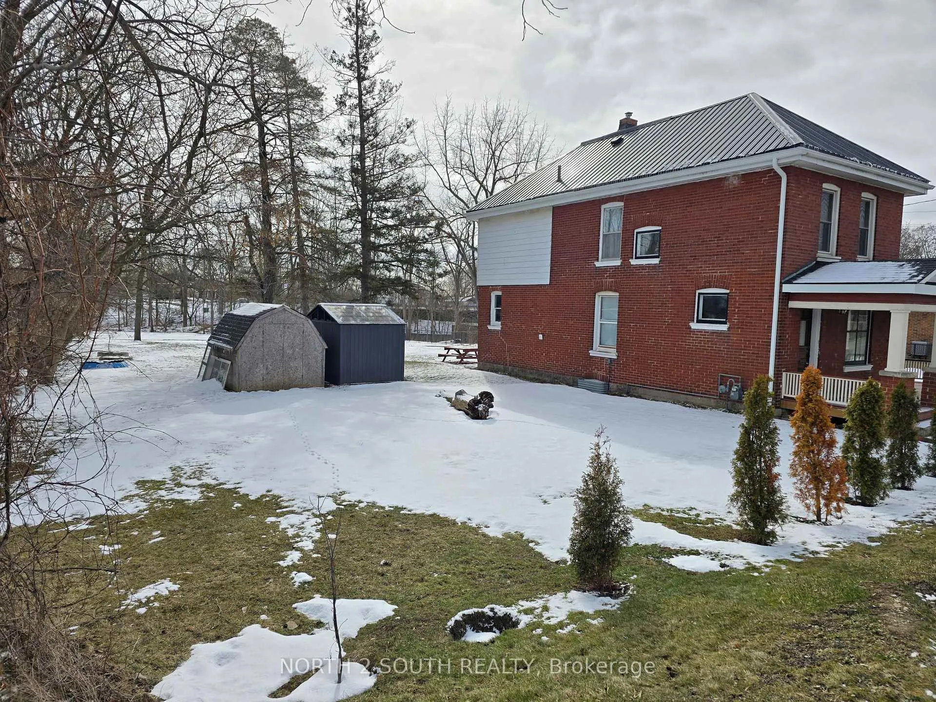 Photo 4 of 21 Johnson Road, Brantford, Echo Place — HOMEH