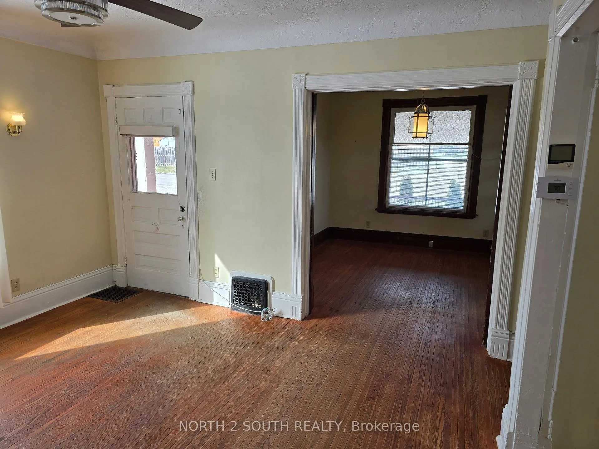 Photo 15 of 21 Johnson Road, Brantford, Echo Place — HOMEH