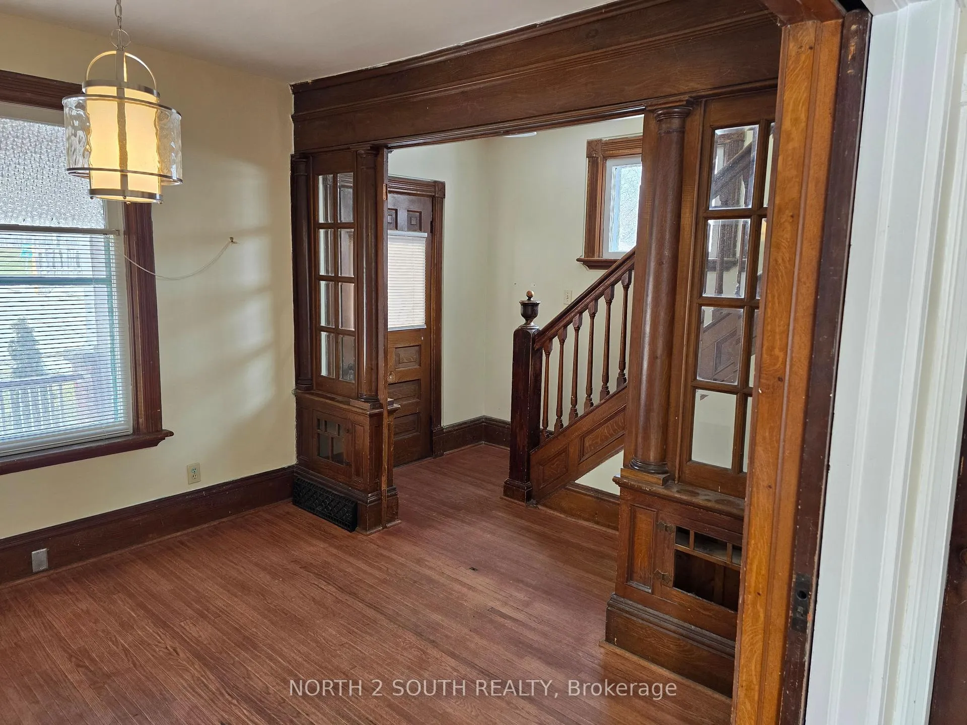 Photo 16 of 21 Johnson Road, Brantford, Echo Place — HOMEH