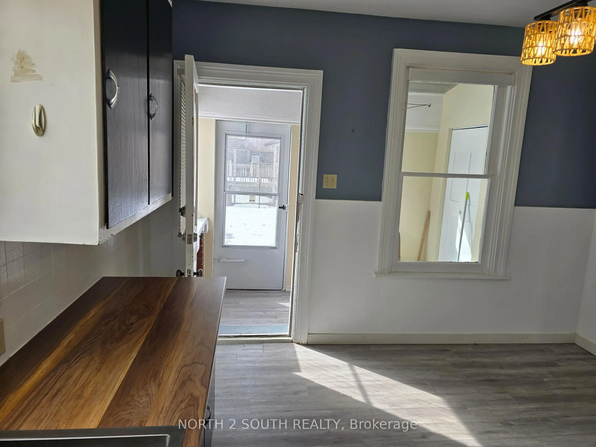 Photo 21 of 21 Johnson Road, Brantford, Echo Place — HOMEH