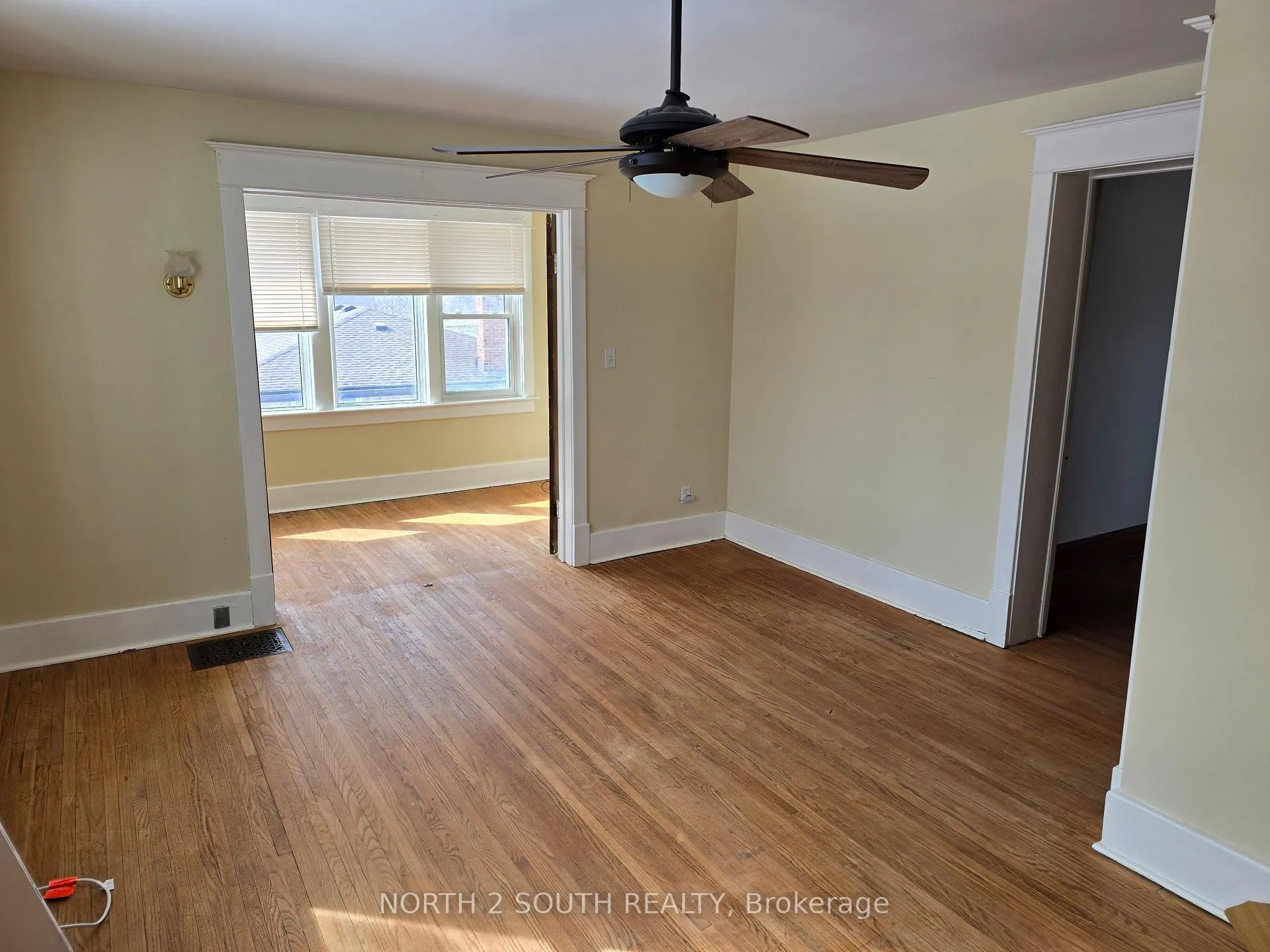 Photo 32 of 21 Johnson Road, Brantford, Echo Place — HOMEH