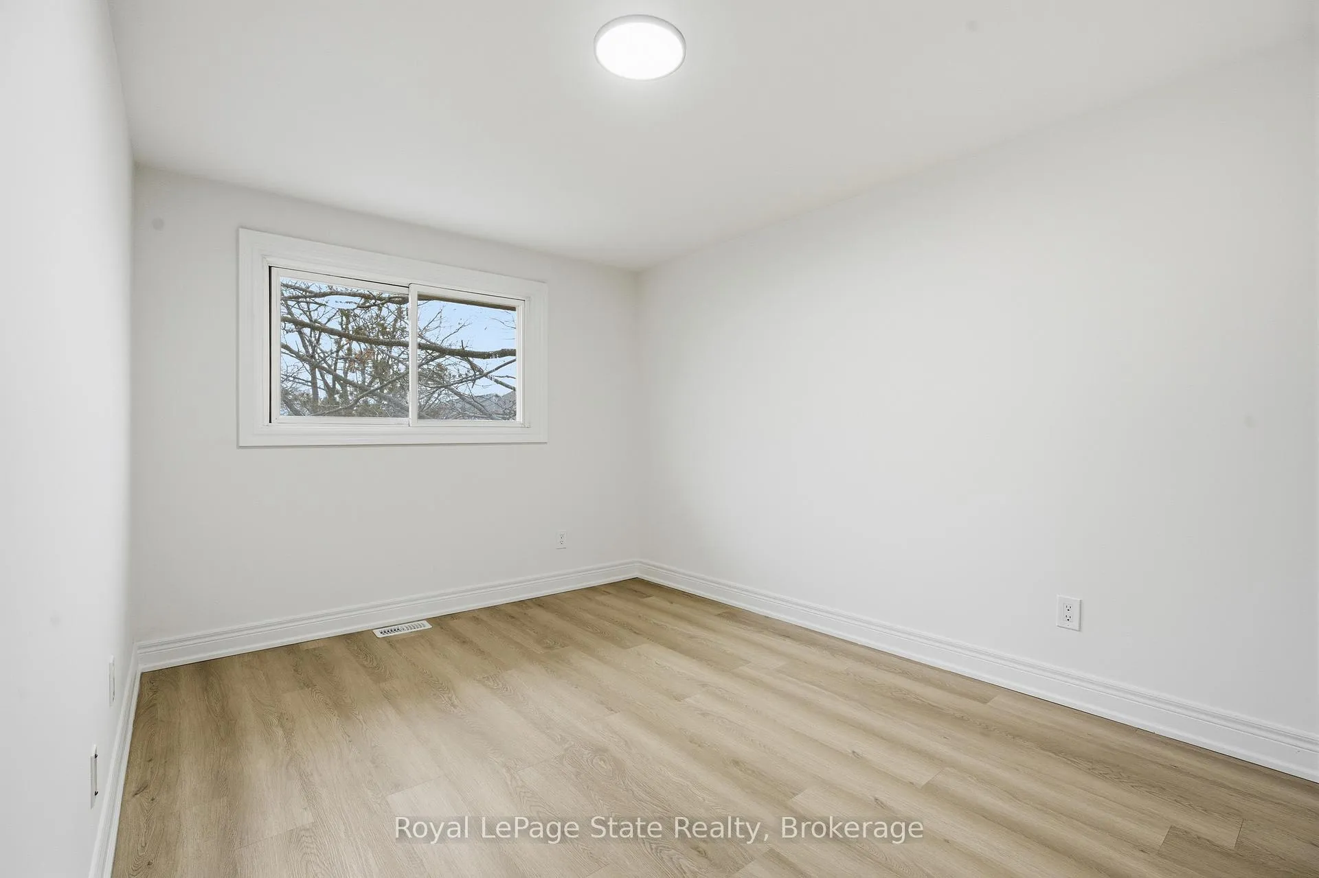 Photo 17 of Unit 9, 75 Ventura Drive, St. Catharines, Haig — HOMEH
