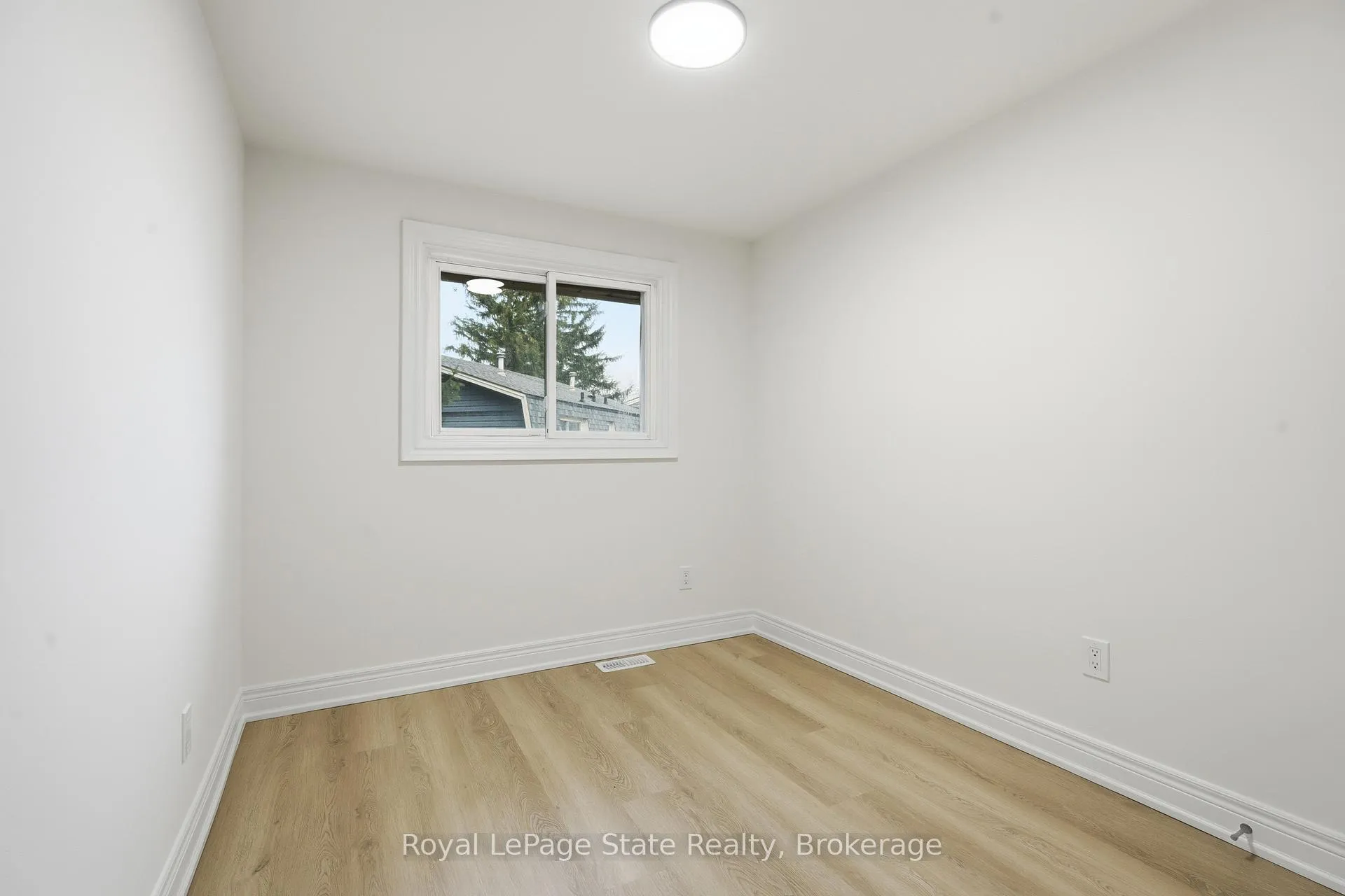 Photo 20 of Unit 9, 75 Ventura Drive, St. Catharines, Haig — HOMEH