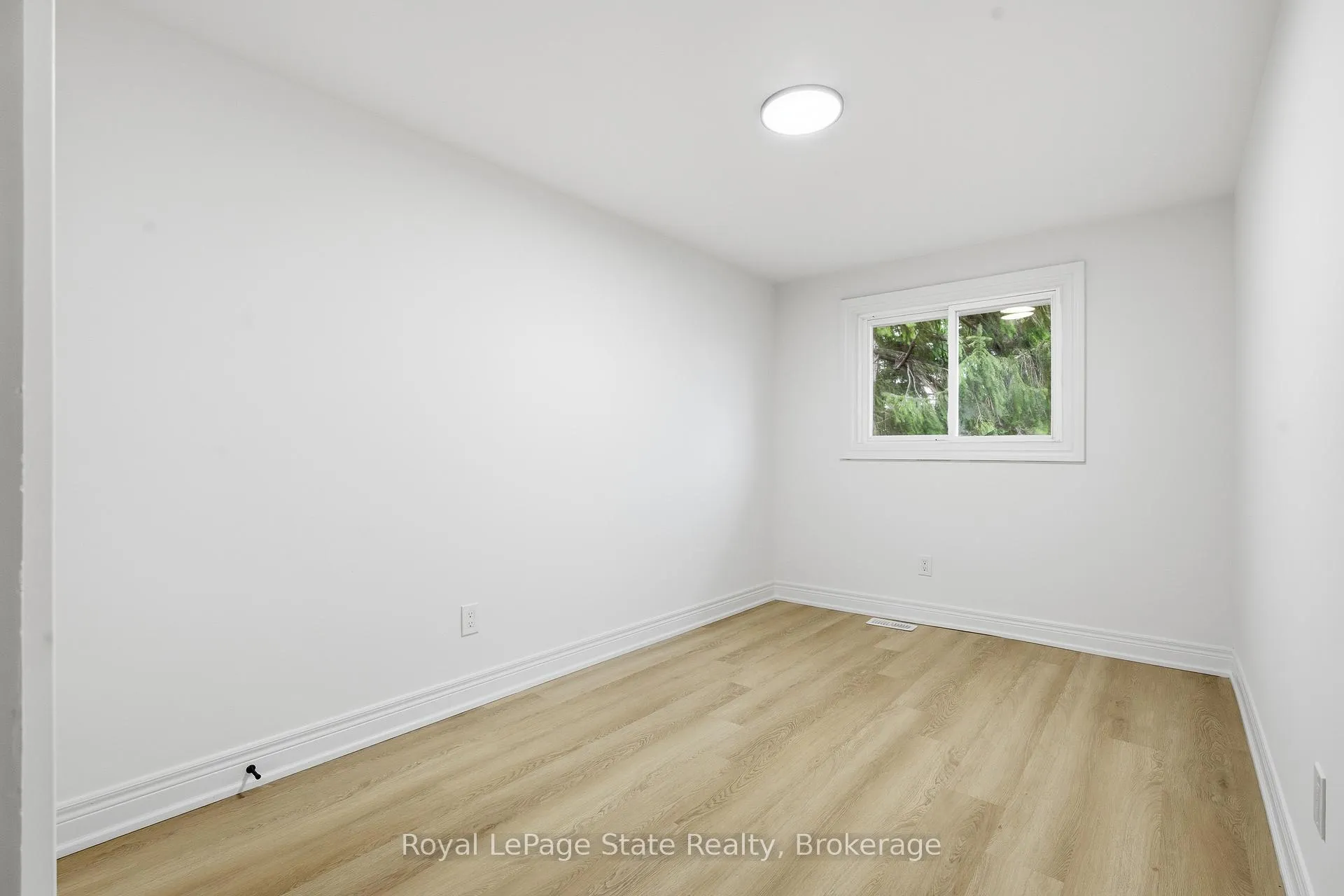 Photo 23 of Unit 9, 75 Ventura Drive, St. Catharines, Haig — HOMEH