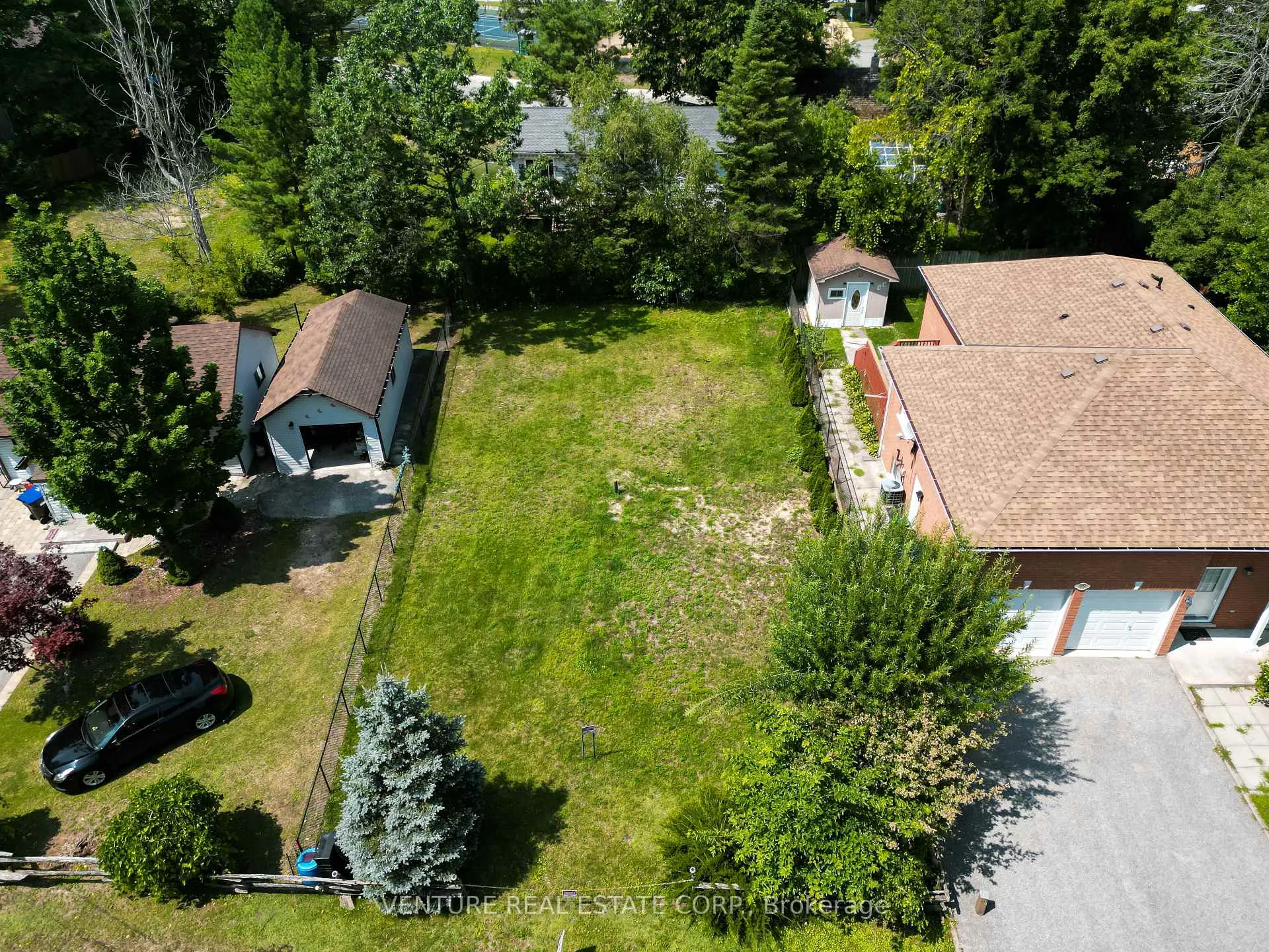 Photo 5 of 74 Forest Avenue, Wasaga Beach — HOMEH