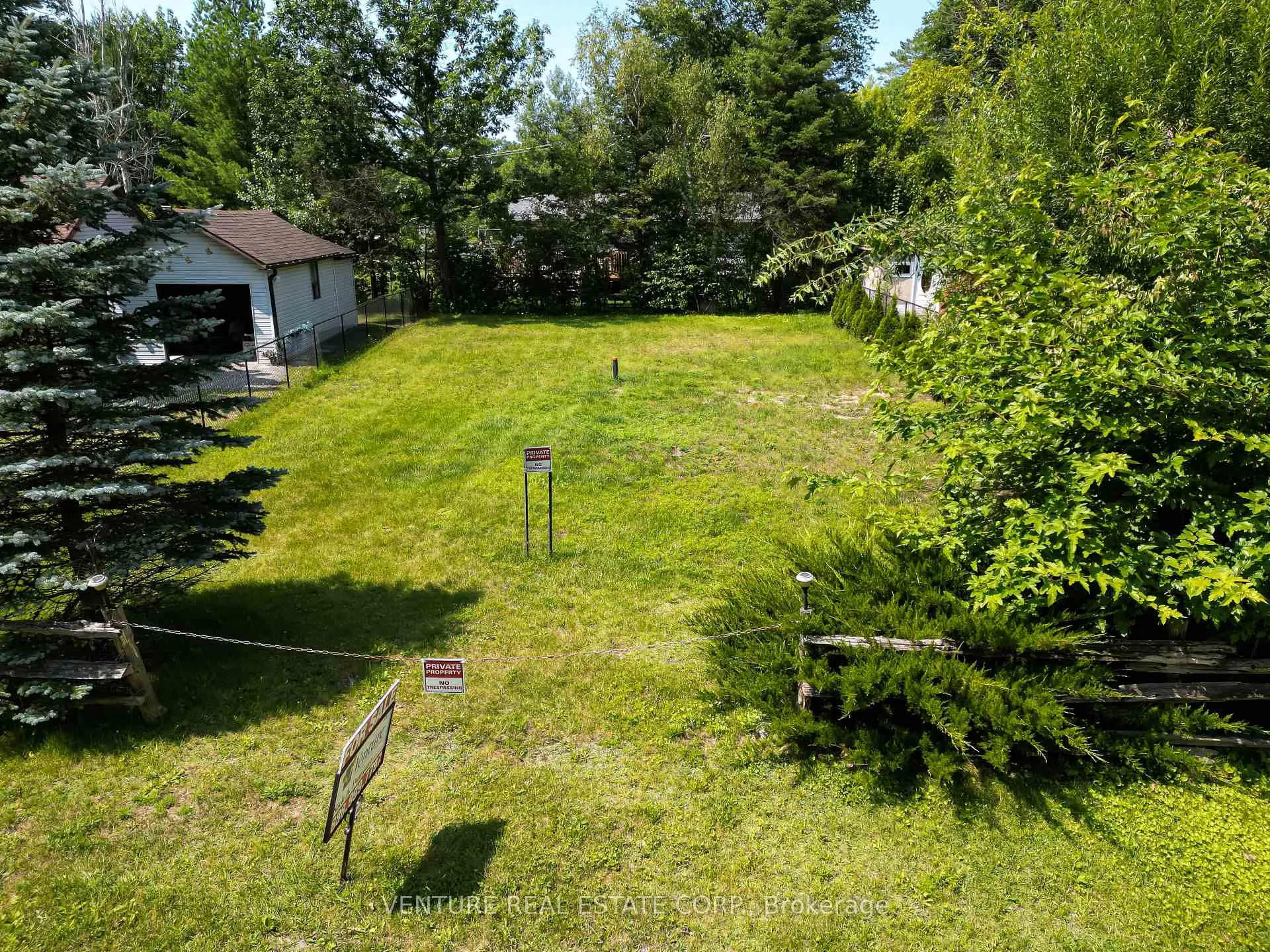 Photo 6 of 74 Forest Avenue, Wasaga Beach — HOMEH