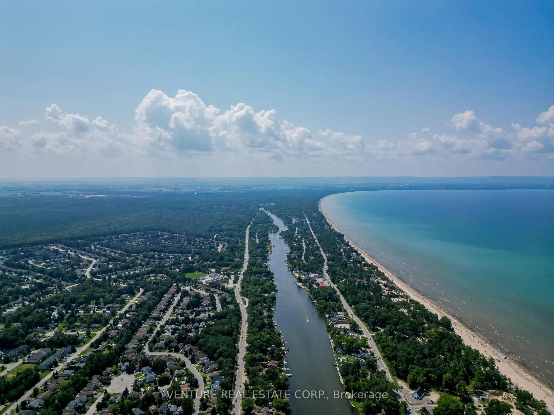 Photo 13 of 74 Forest Avenue, Wasaga Beach — HOMEH