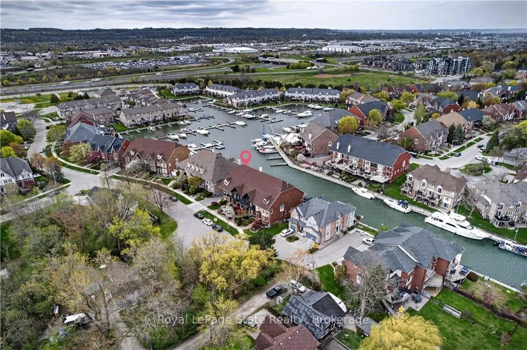 Photo 6 of 77 Sunvale Place, Hamilton, Lakeshore — HOMEH