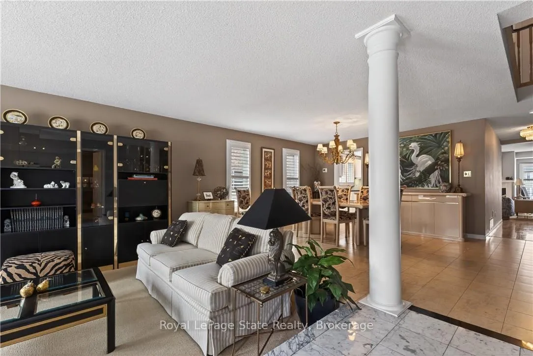 Photo 8 of 77 Sunvale Place, Hamilton, Lakeshore — HOMEH