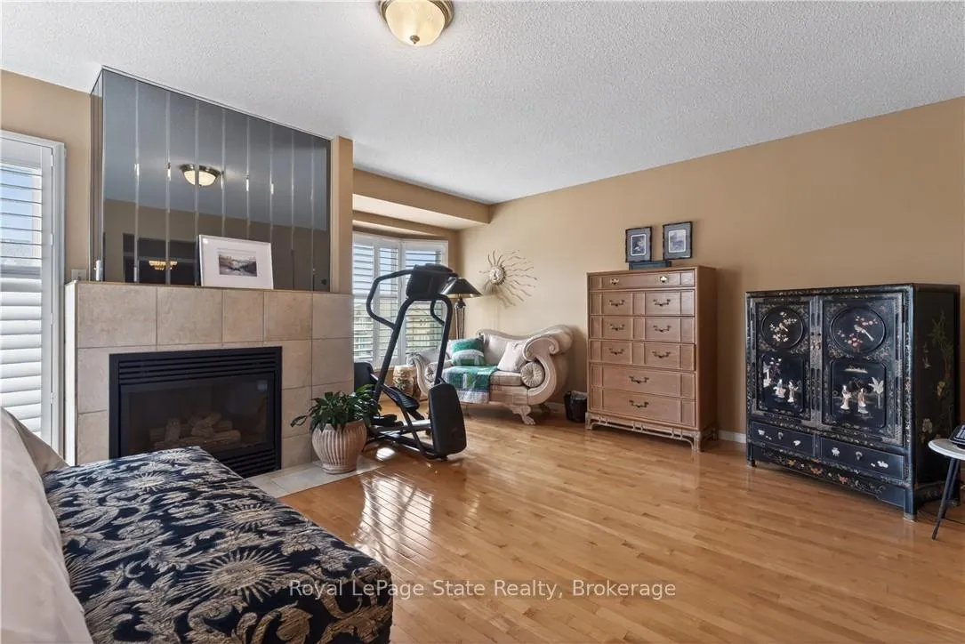 Photo 24 of 77 Sunvale Place, Hamilton, Lakeshore — HOMEH