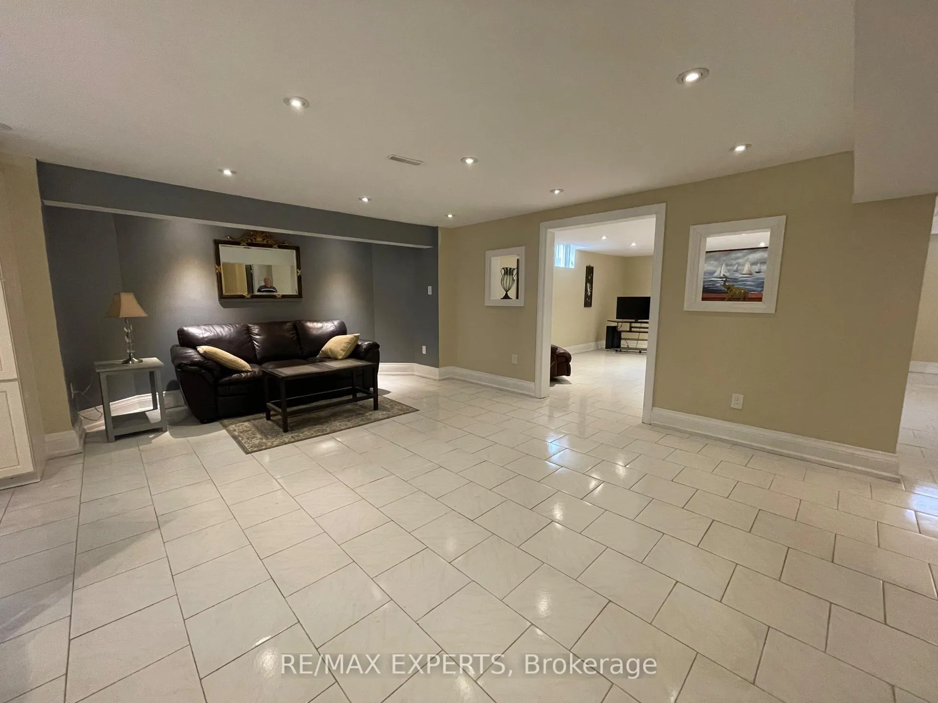 Photo 3 of Unit BSMT, 145 Columbus Avenue, Vaughan, East Woodbridge — HOMEH