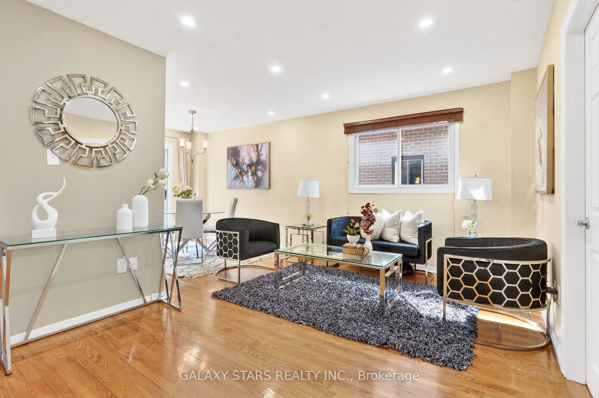 Photo 5 of 129 Radford Drive, Ajax, Central West — HOMEH