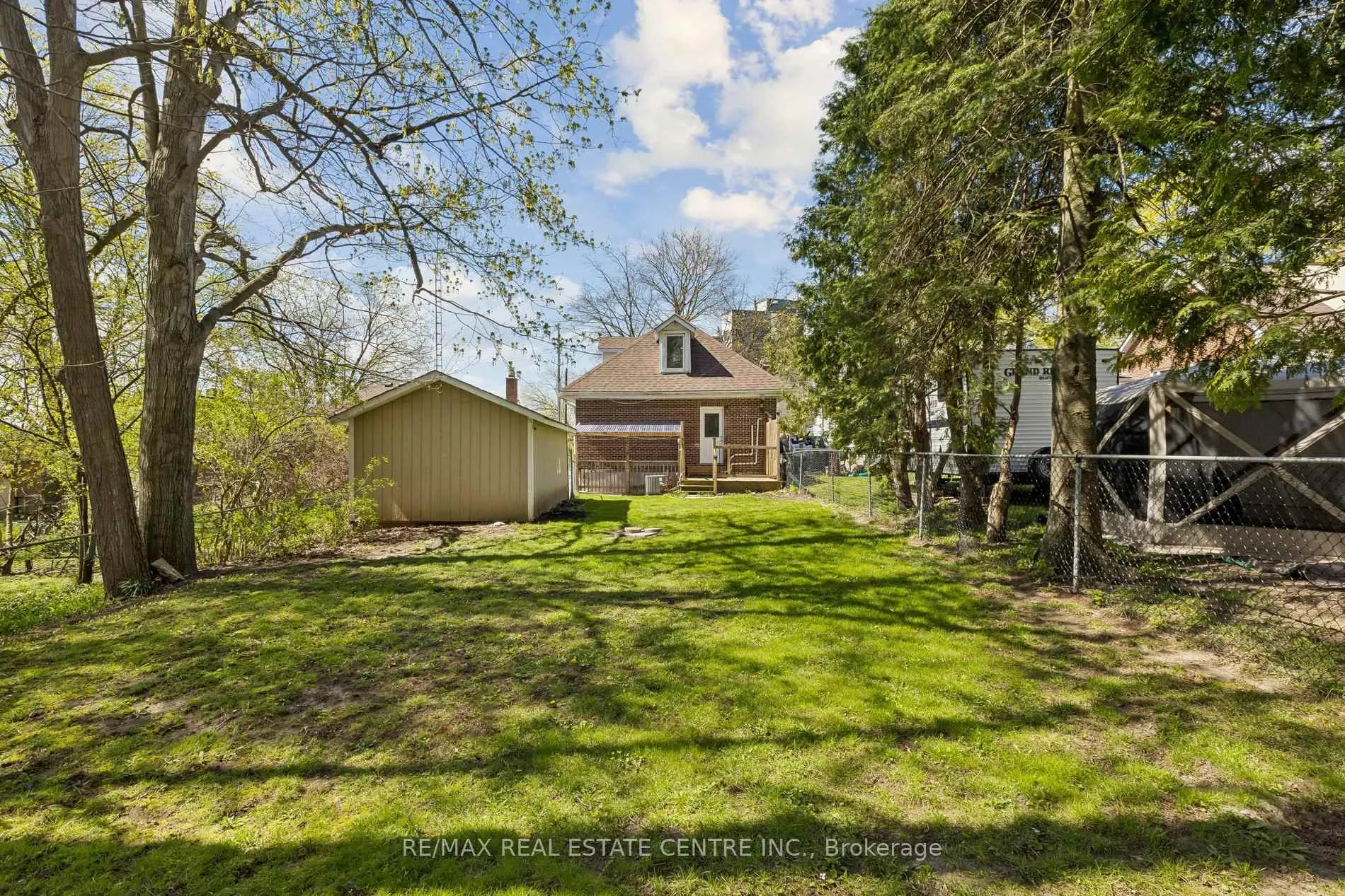 Photo 46 of 194 Silvercreek Parkway S, Guelph, Junction/Onward Willow — HOMEH