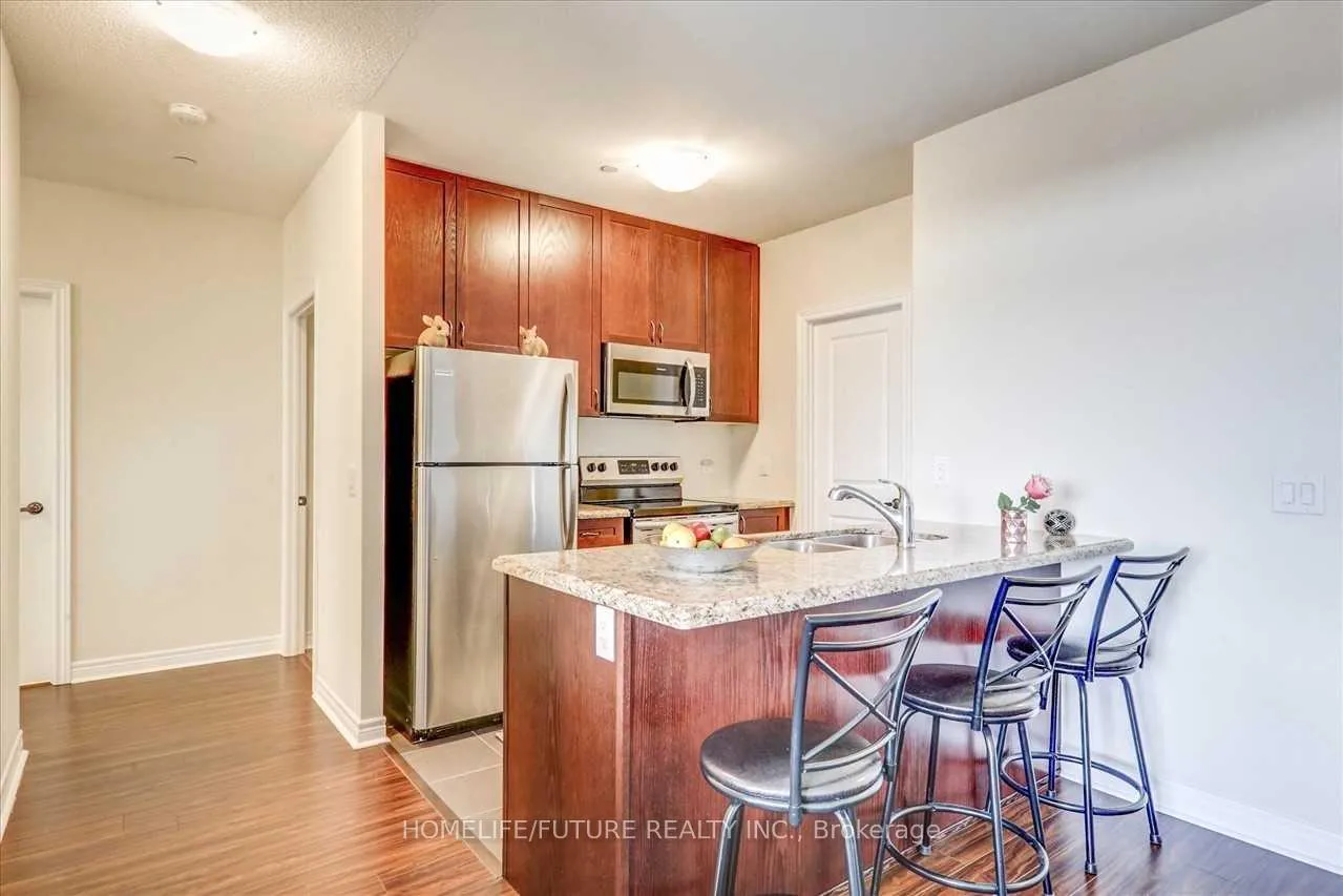 Photo 6 of Unit 614, 39 New Delhi Drive, Markham, Cedarwood — HOMEH