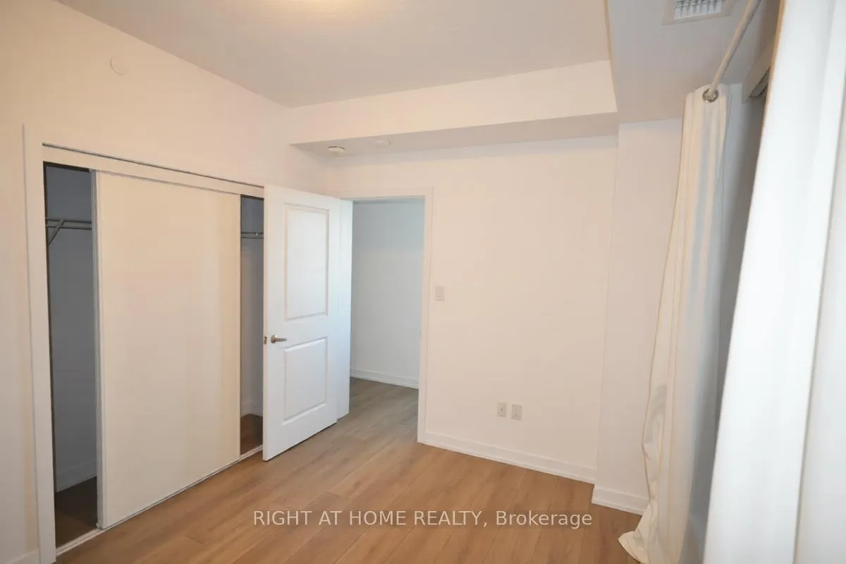 Photo 9 of Unit 306, 450 Dundas Street E, Hamilton, Waterdown — HOMEH