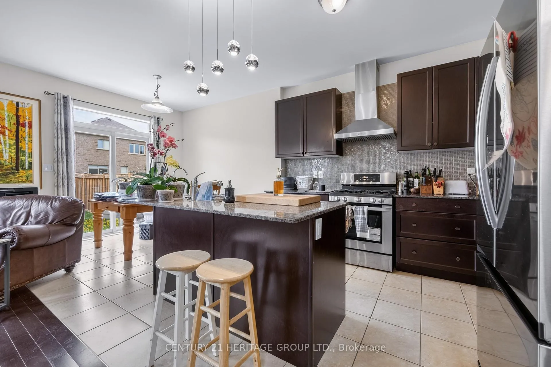 Photo 14 of 16 Prady Lane, New Tecumseth, Tottenham — HOMEH