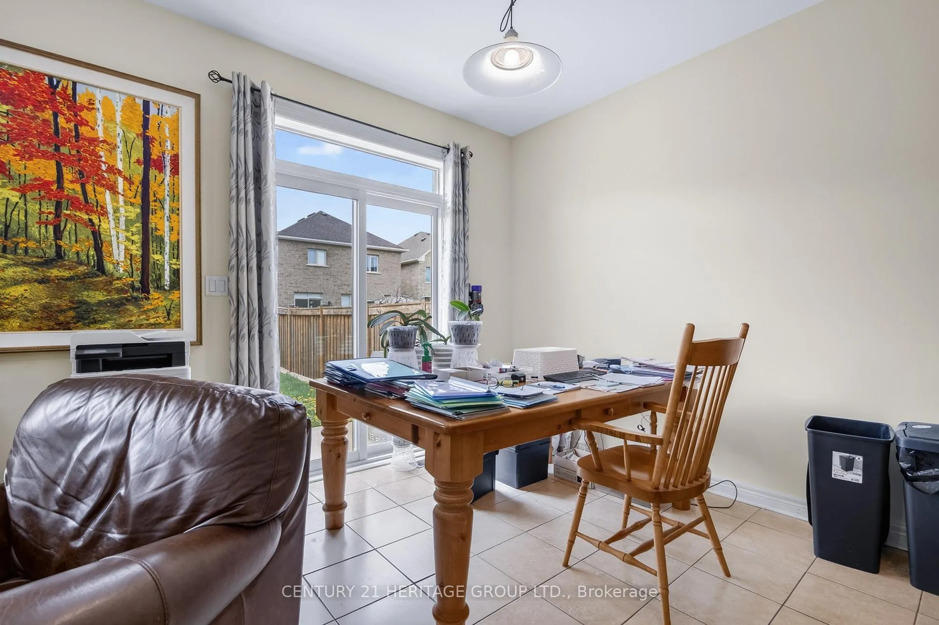 Photo 21 of 16 Prady Lane, New Tecumseth, Tottenham — HOMEH