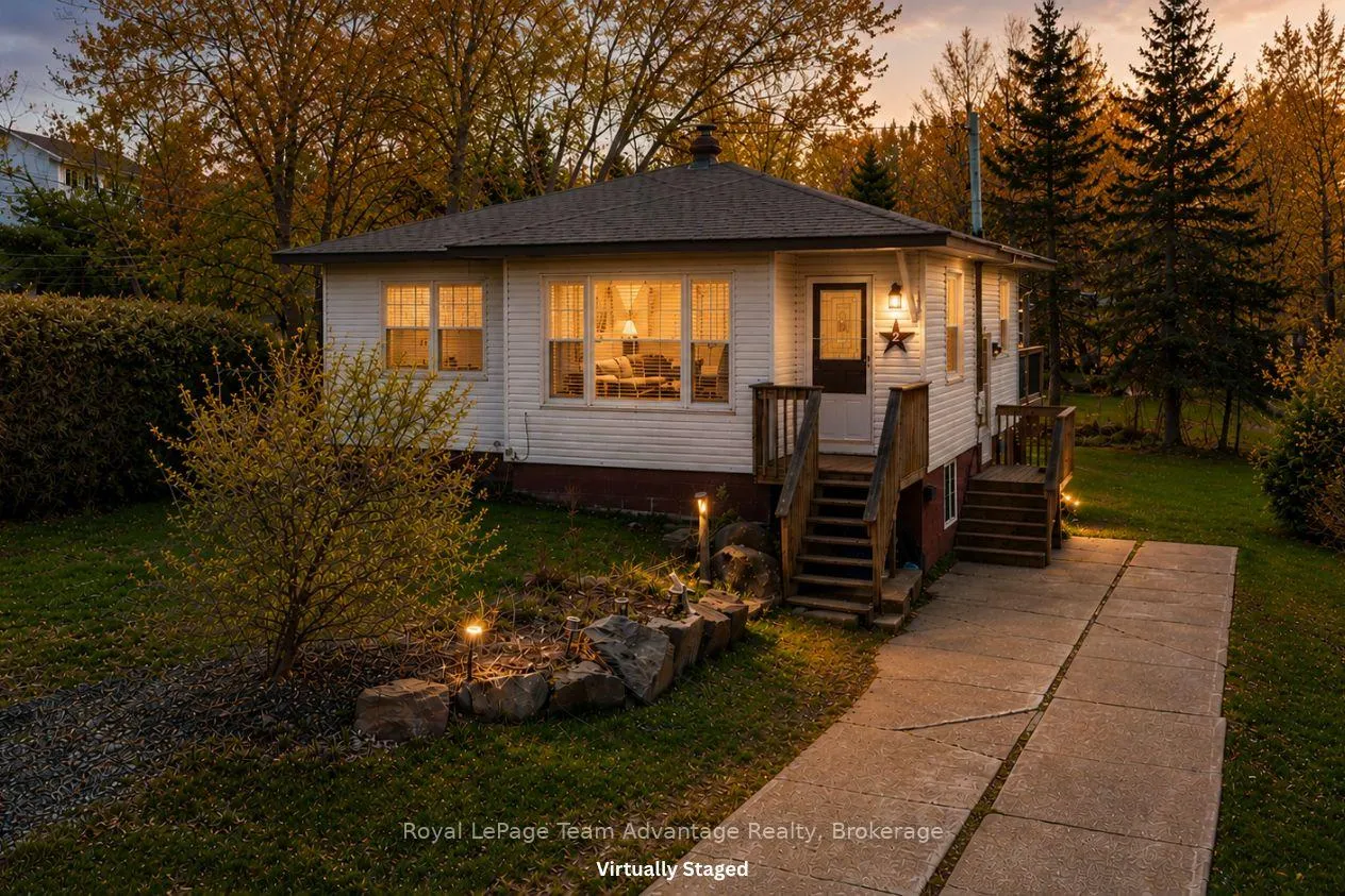 Photo 1 of 2 Meadow Street, Parry Sound — HOMEH