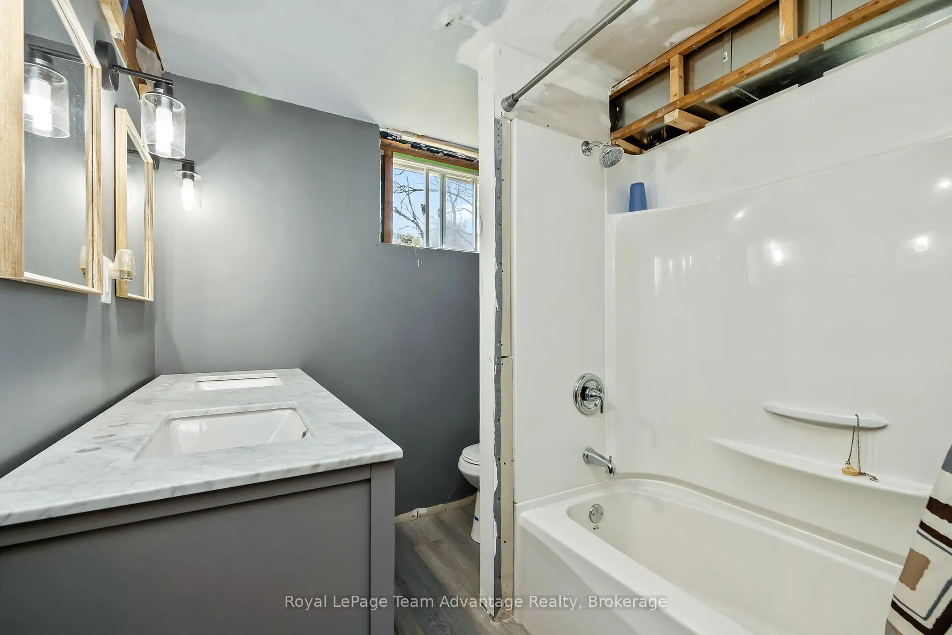 Photo 17 of 2 Meadow Street, Parry Sound — HOMEH