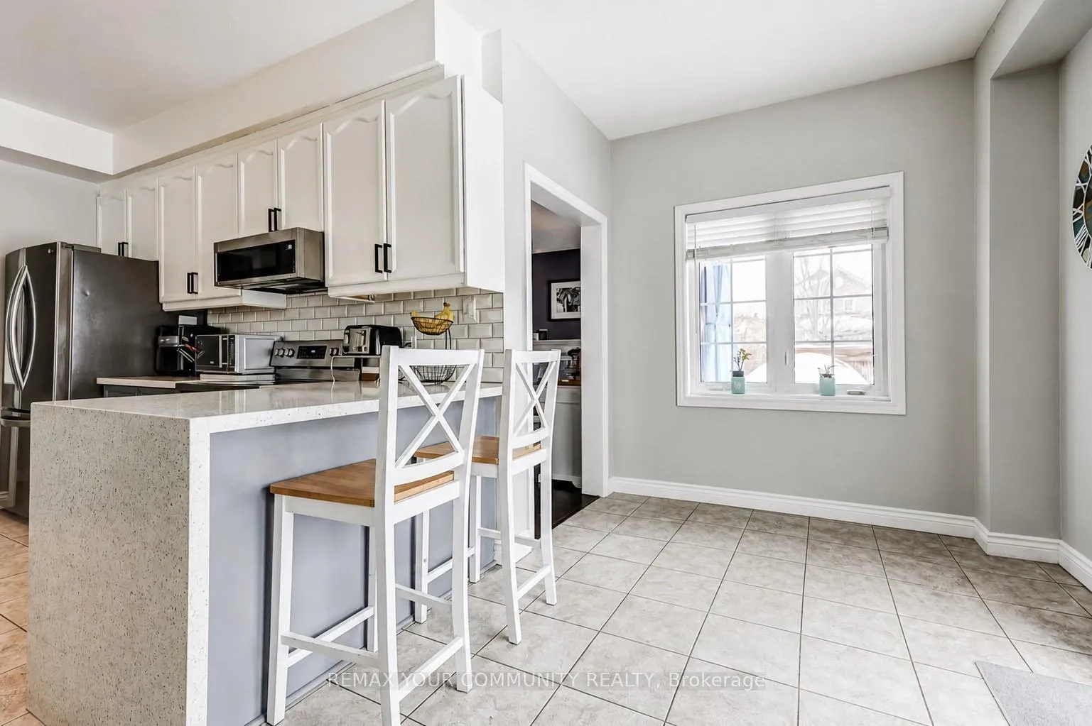 Photo 17 of 2 Laurelbank Crescent, Georgina, Keswick North — HOMEH