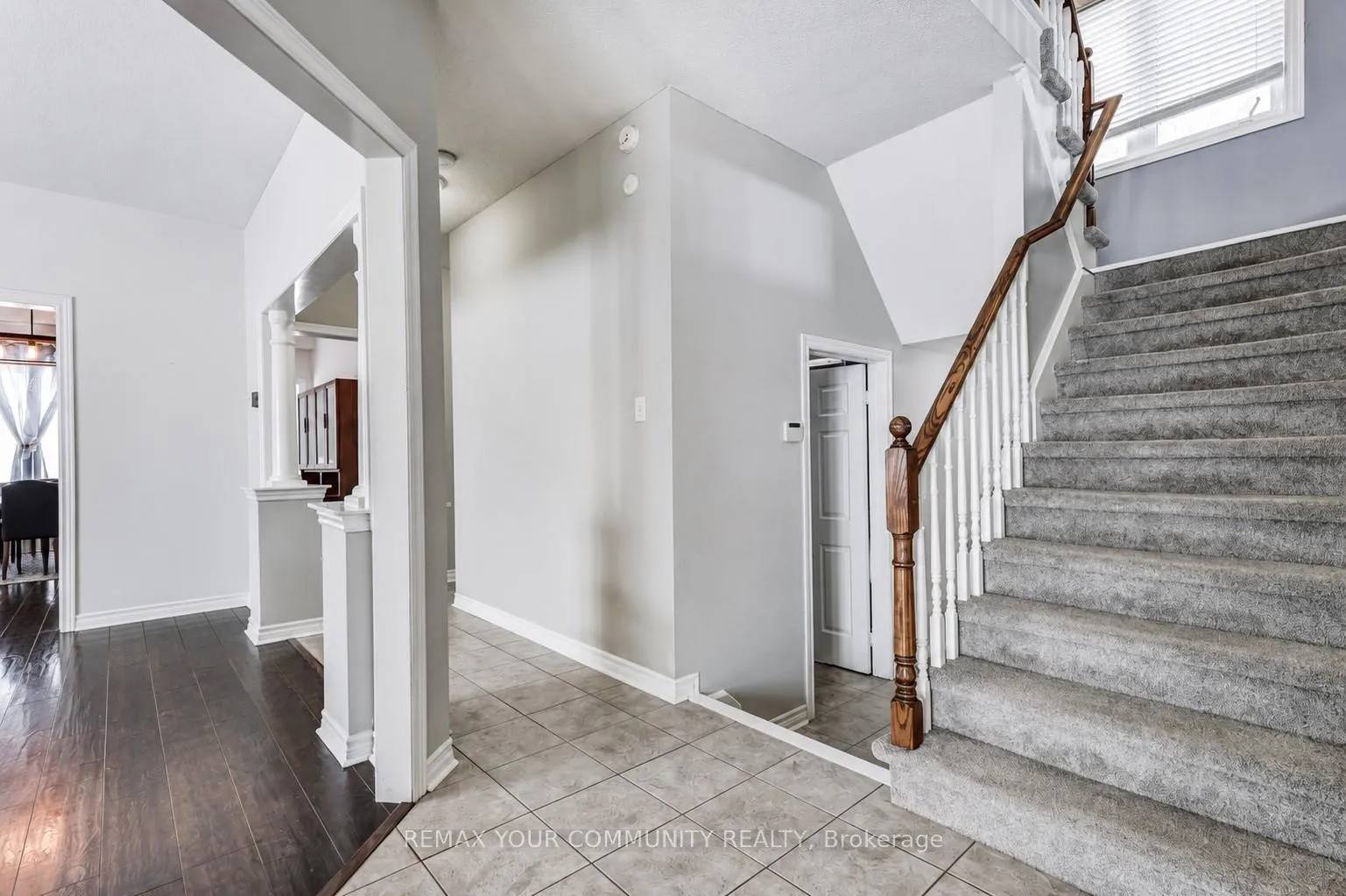 Photo 23 of 2 Laurelbank Crescent, Georgina, Keswick North — HOMEH