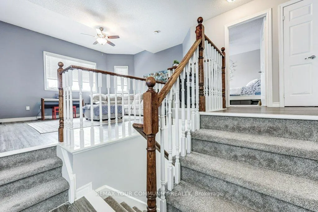 Photo 24 of 2 Laurelbank Crescent, Georgina, Keswick North — HOMEH