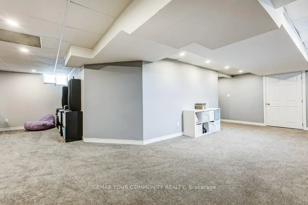 Photo 35 of 2 Laurelbank Crescent, Georgina, Keswick North — HOMEH