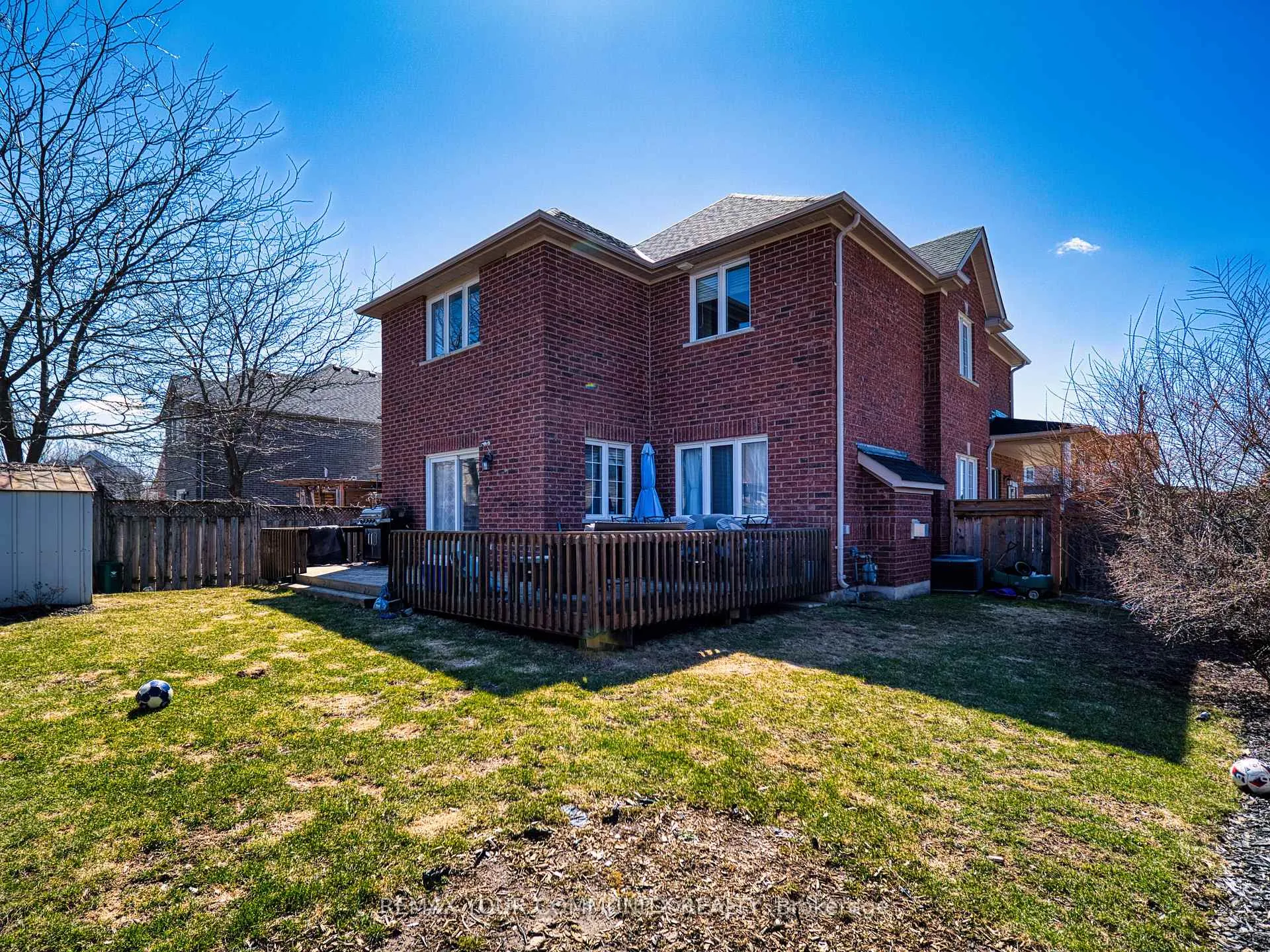 Photo 37 of 2 Laurelbank Crescent, Georgina, Keswick North — HOMEH
